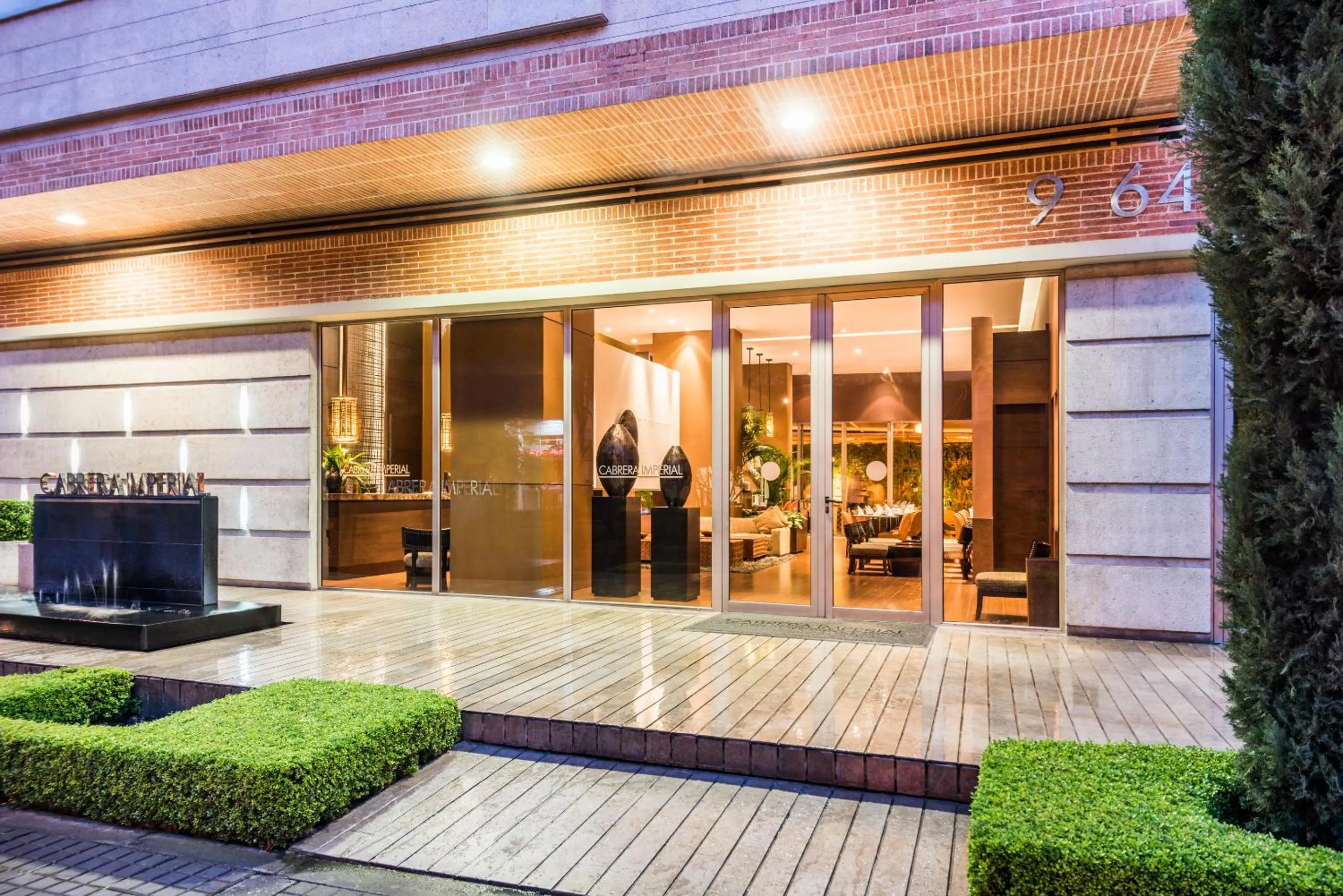 Facade/entrance in Hotel Cabrera Imperial By key 33