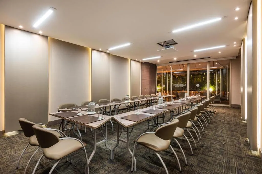 Meeting/conference room in Hotel Cabrera Imperial By key 33