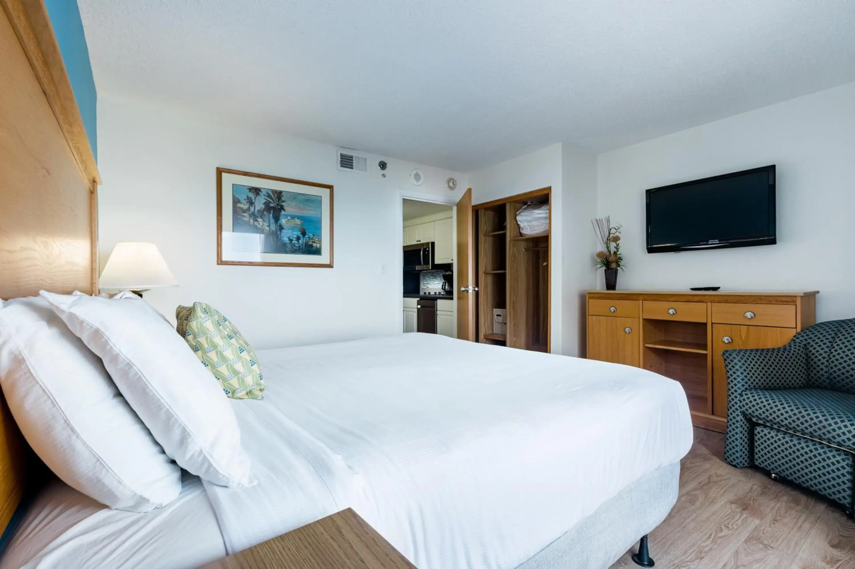 Bed in Ocean Key Resort