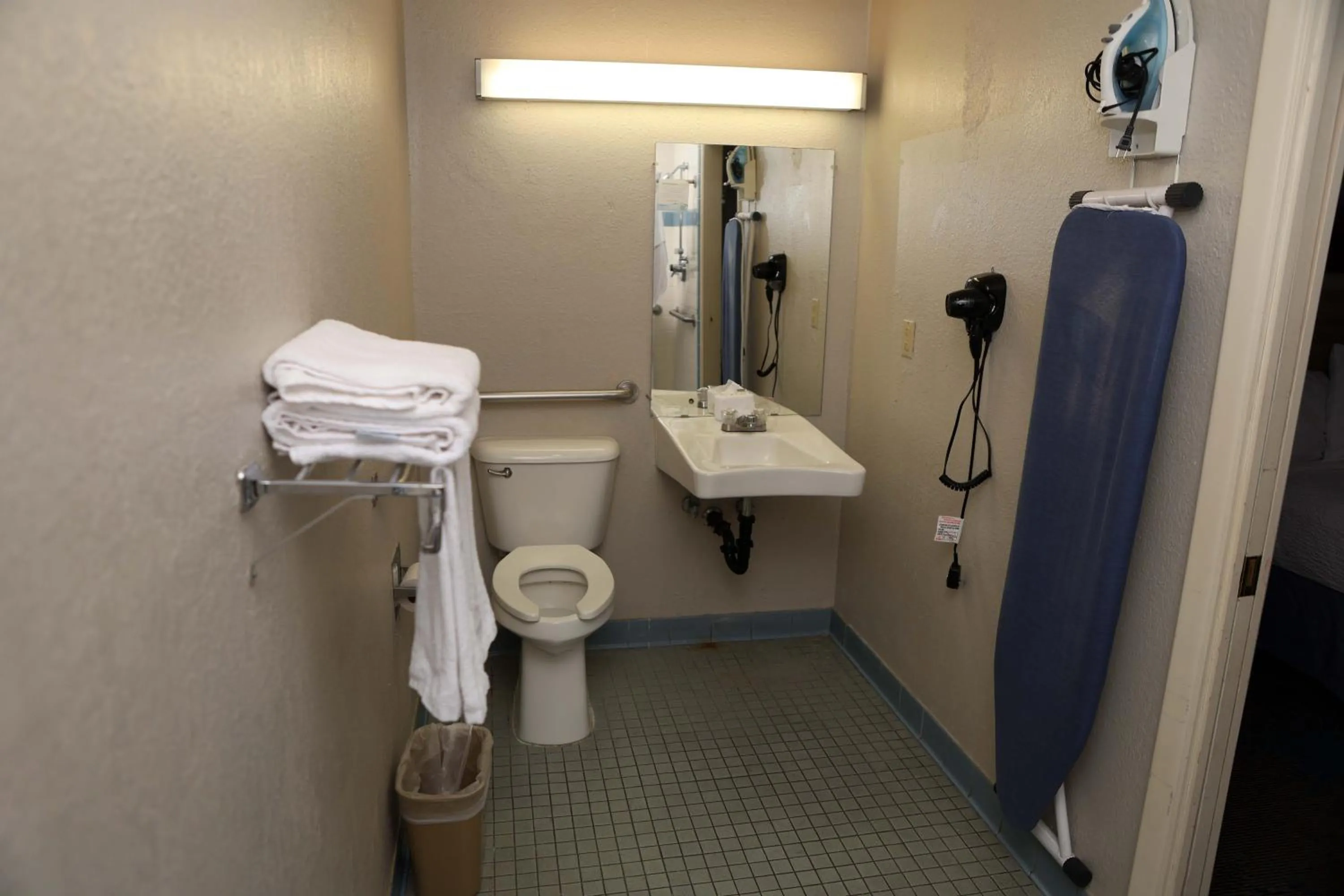 Toilet in Days Inn by Wyndham East Albuquerque