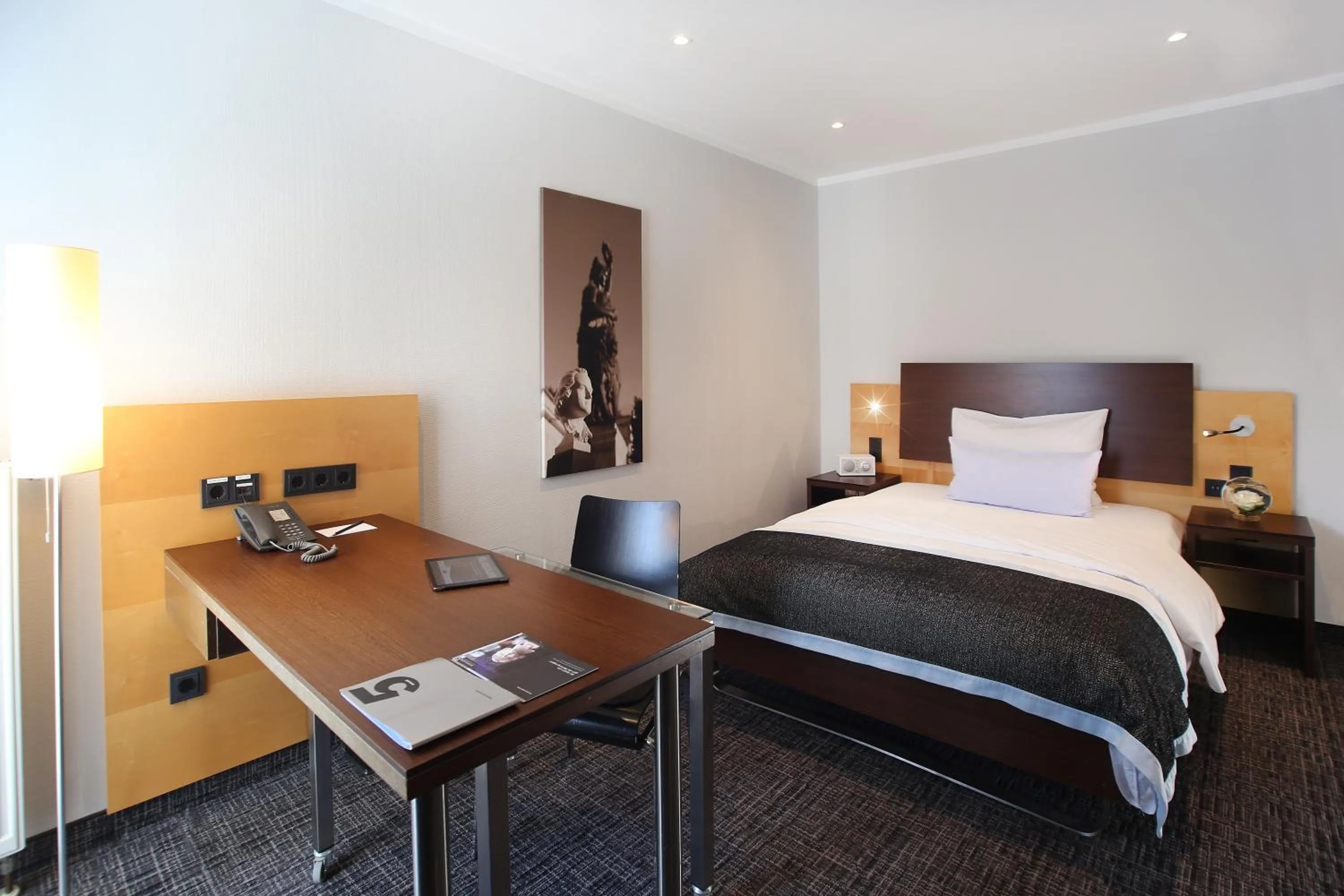 Other, Bed in Schiller 5 Hotel