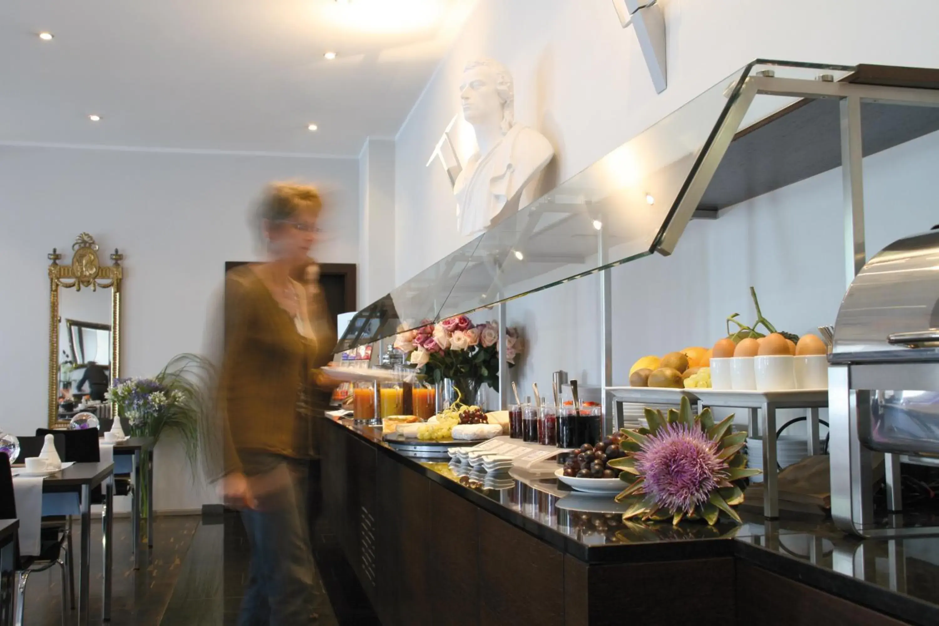 Restaurant/places to eat in Schiller 5 Hotel Restaurant/places to eat in Schiller 5 Hotel