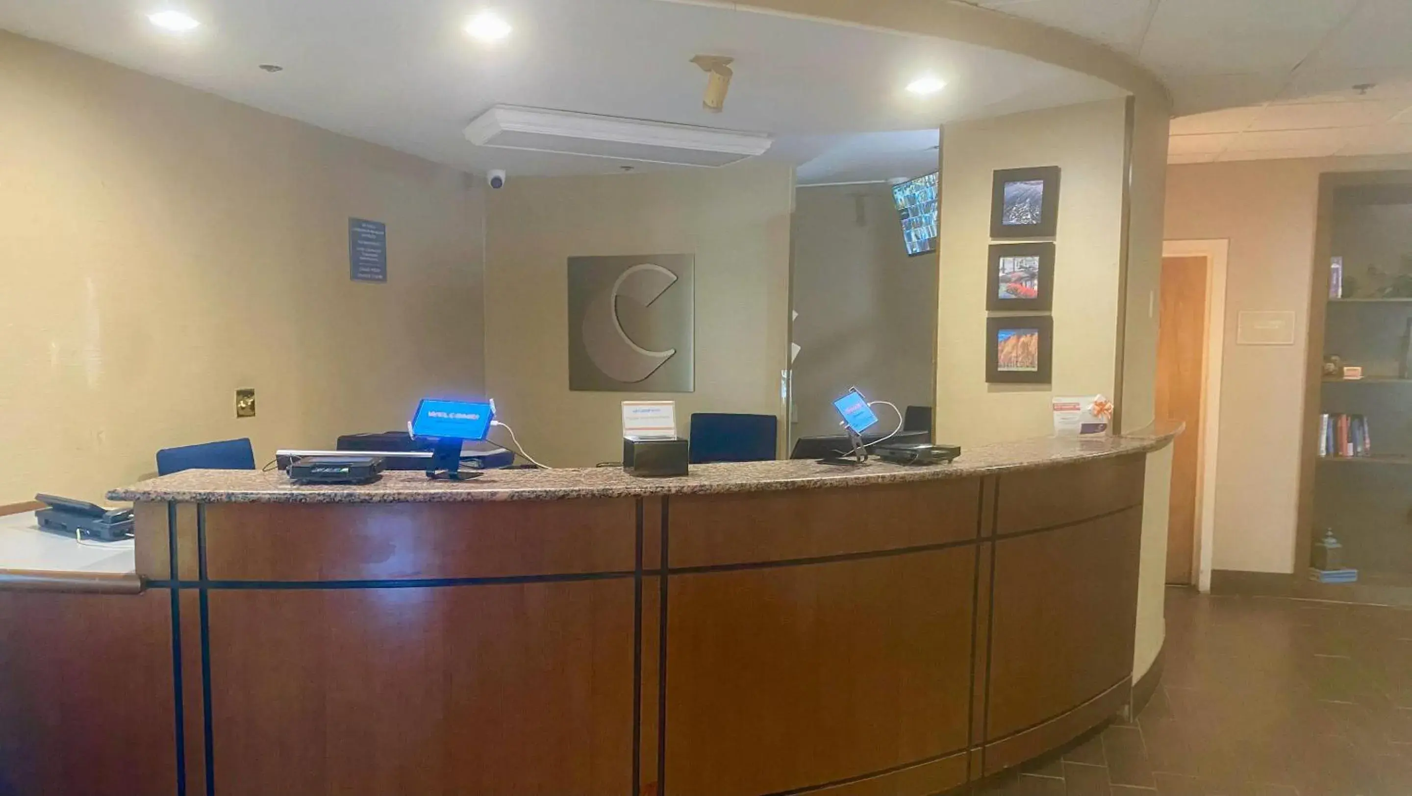 Lobby or reception in Comfort Inn Rutland - Killington Lobby or reception in Comfort Inn Rutland - Killington