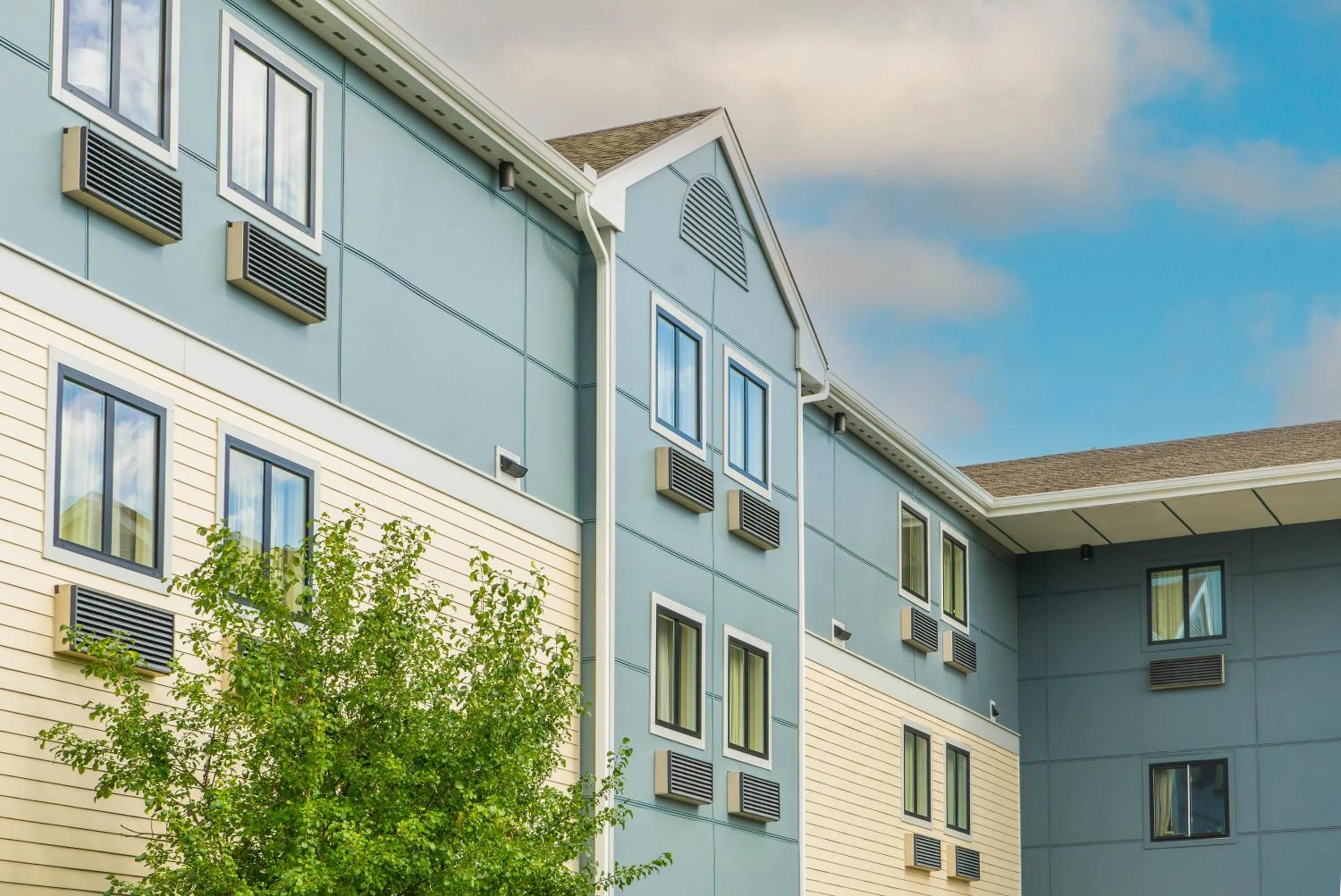 Property building in Comfort Inn Rutland - Killington