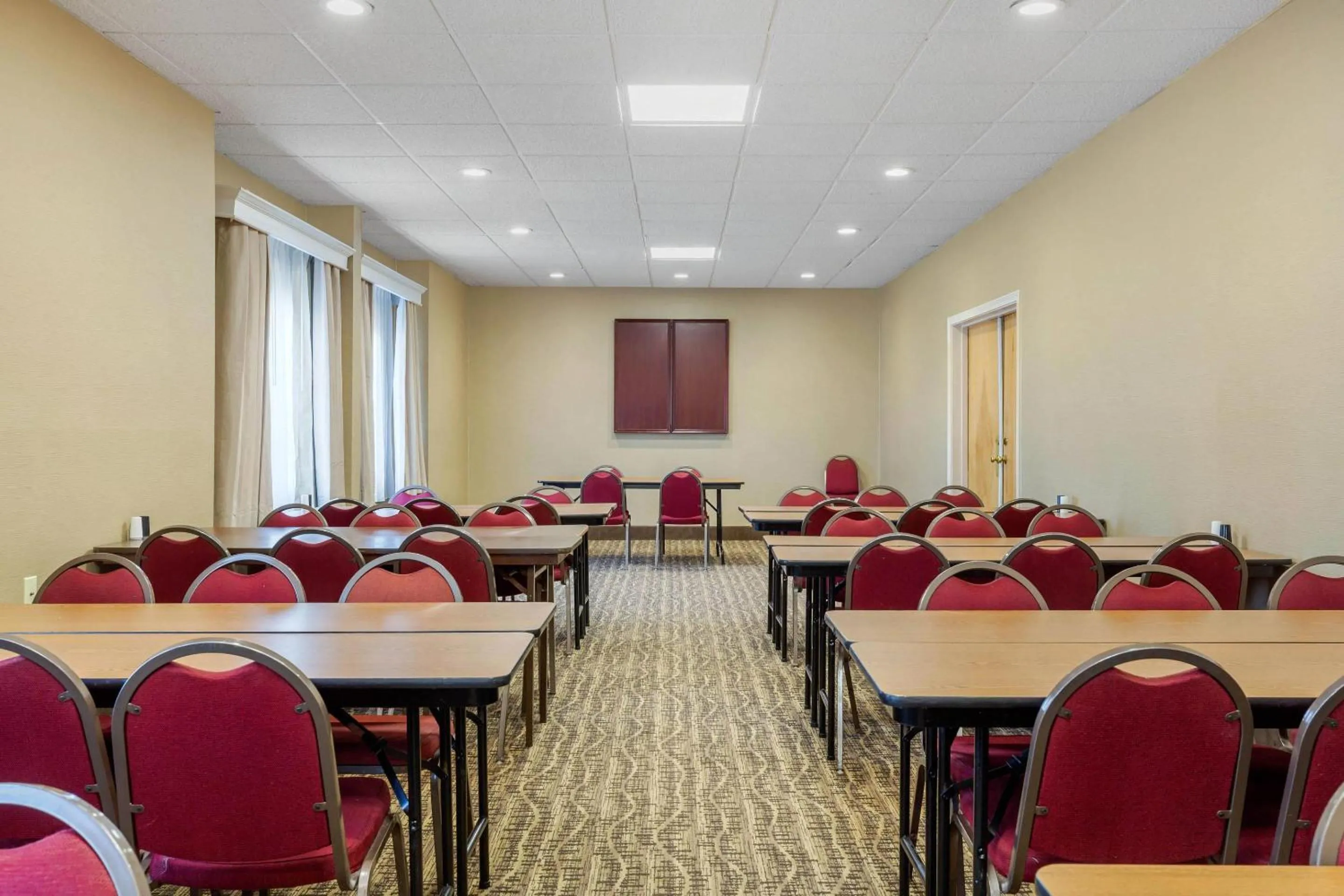 Meeting/conference room in Comfort Inn Rutland - Killington