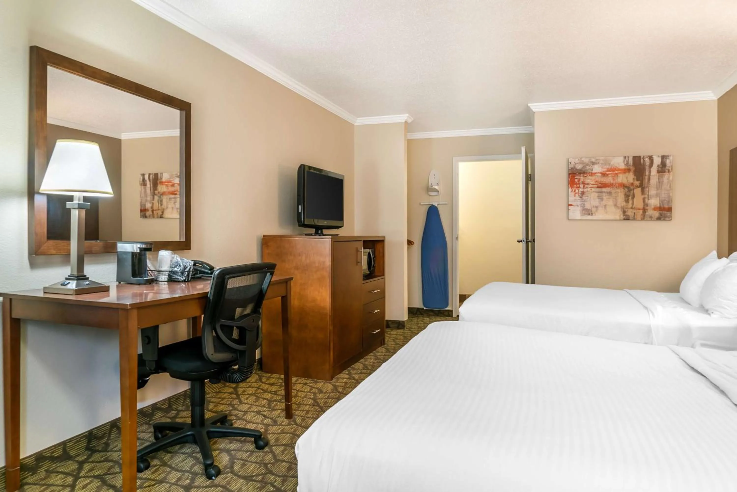 Bedroom, Bed in Best Western of Hartland