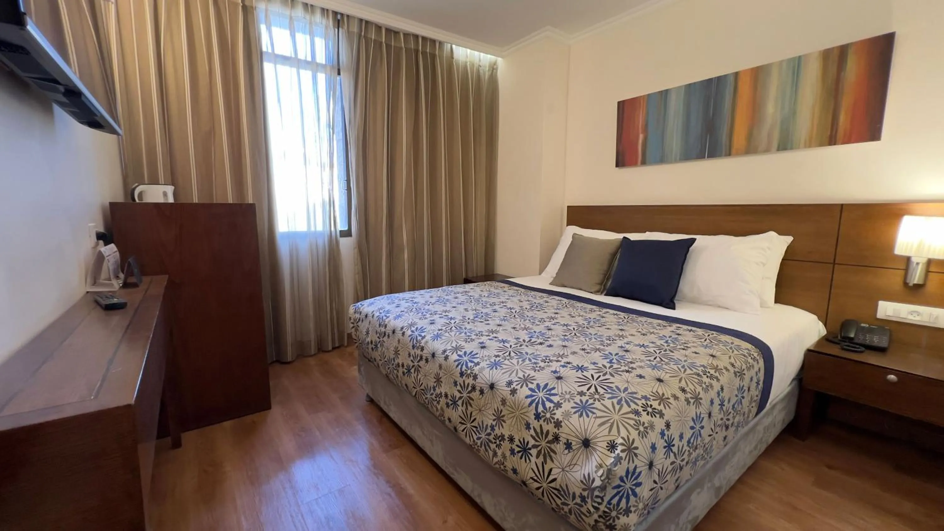 Bed in Caesar Premier Jerusalem Hotel