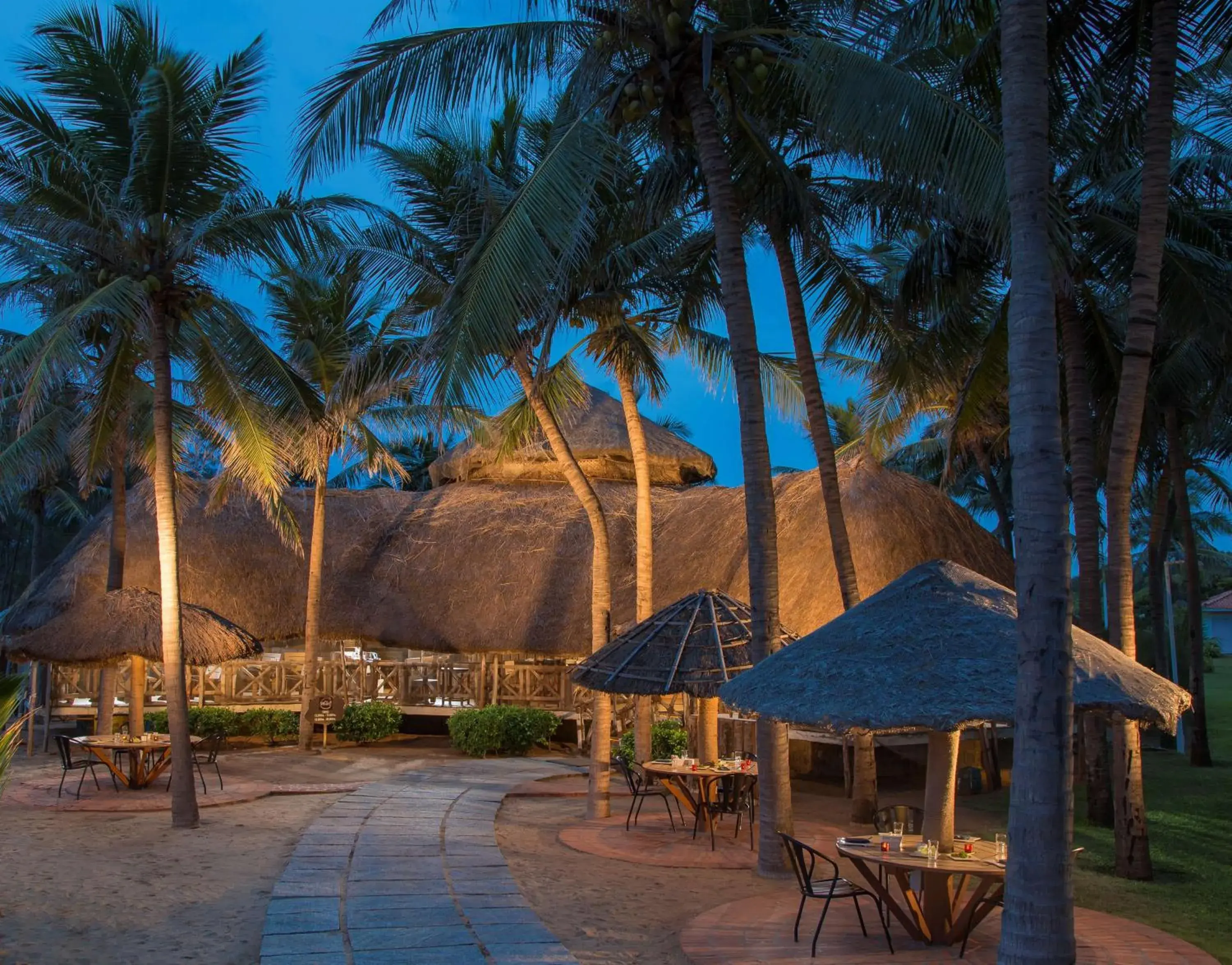 Restaurant/places to eat in Radisson Blu Resort Temple Bay Mamallapuram Restaurant/places to eat in Radisson Blu Resort Temple Bay Mamallapuram