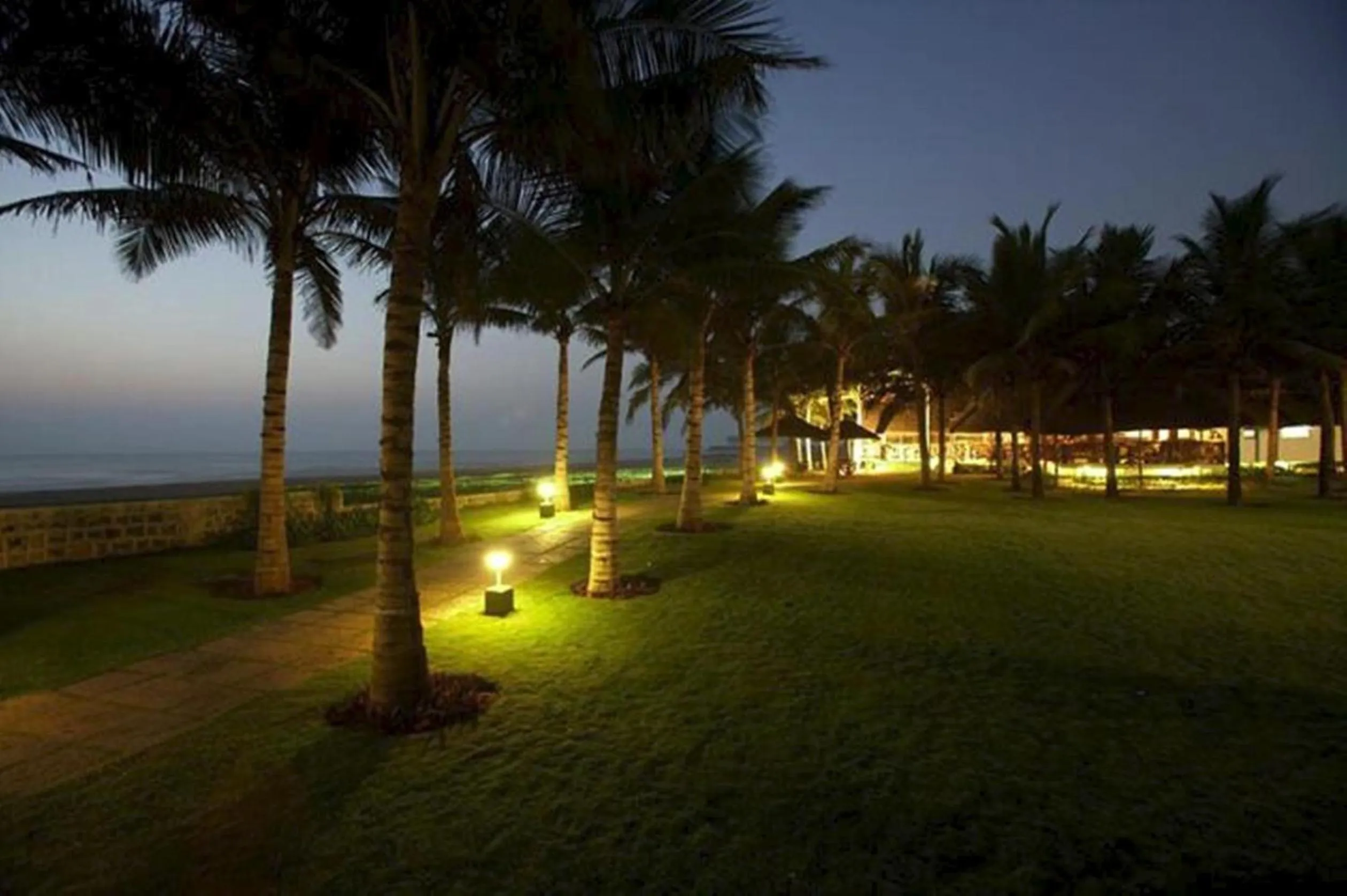 Restaurant/places to eat in Radisson Blu Resort Temple Bay Mamallapuram