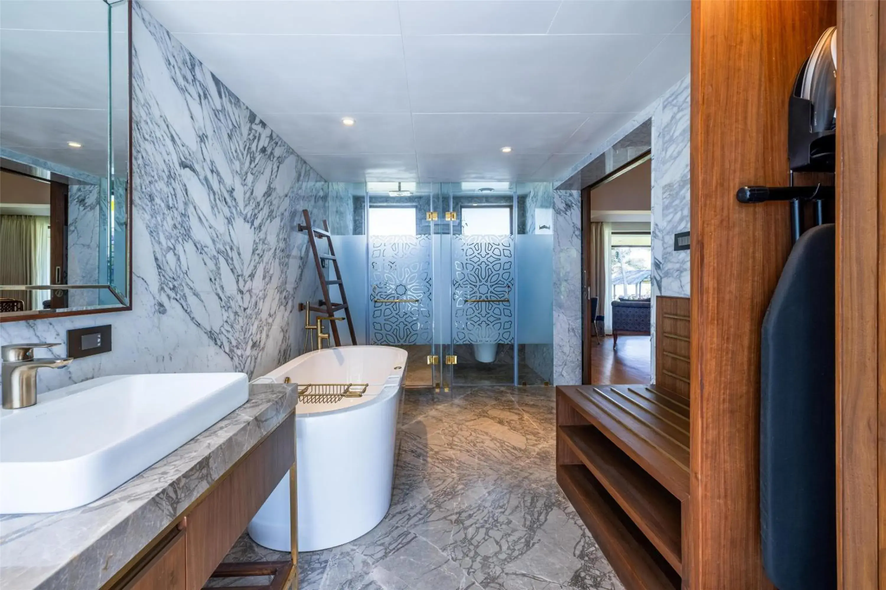 Bathroom in Radisson Blu Resort Temple Bay Mamallapuram Bathroom in Radisson Blu Resort Temple Bay Mamallapuram