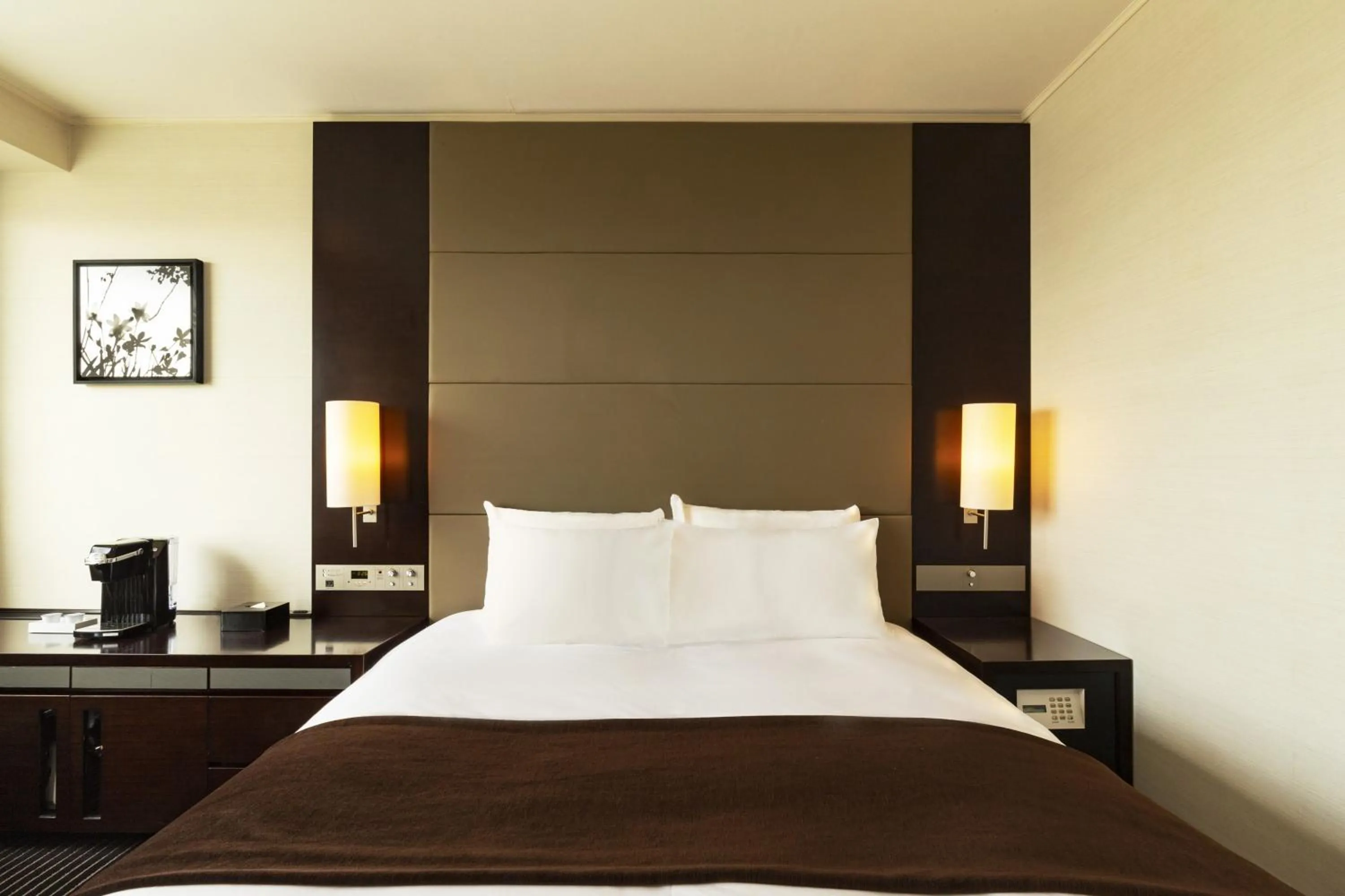 Bed in Shinagawa Prince Hotel