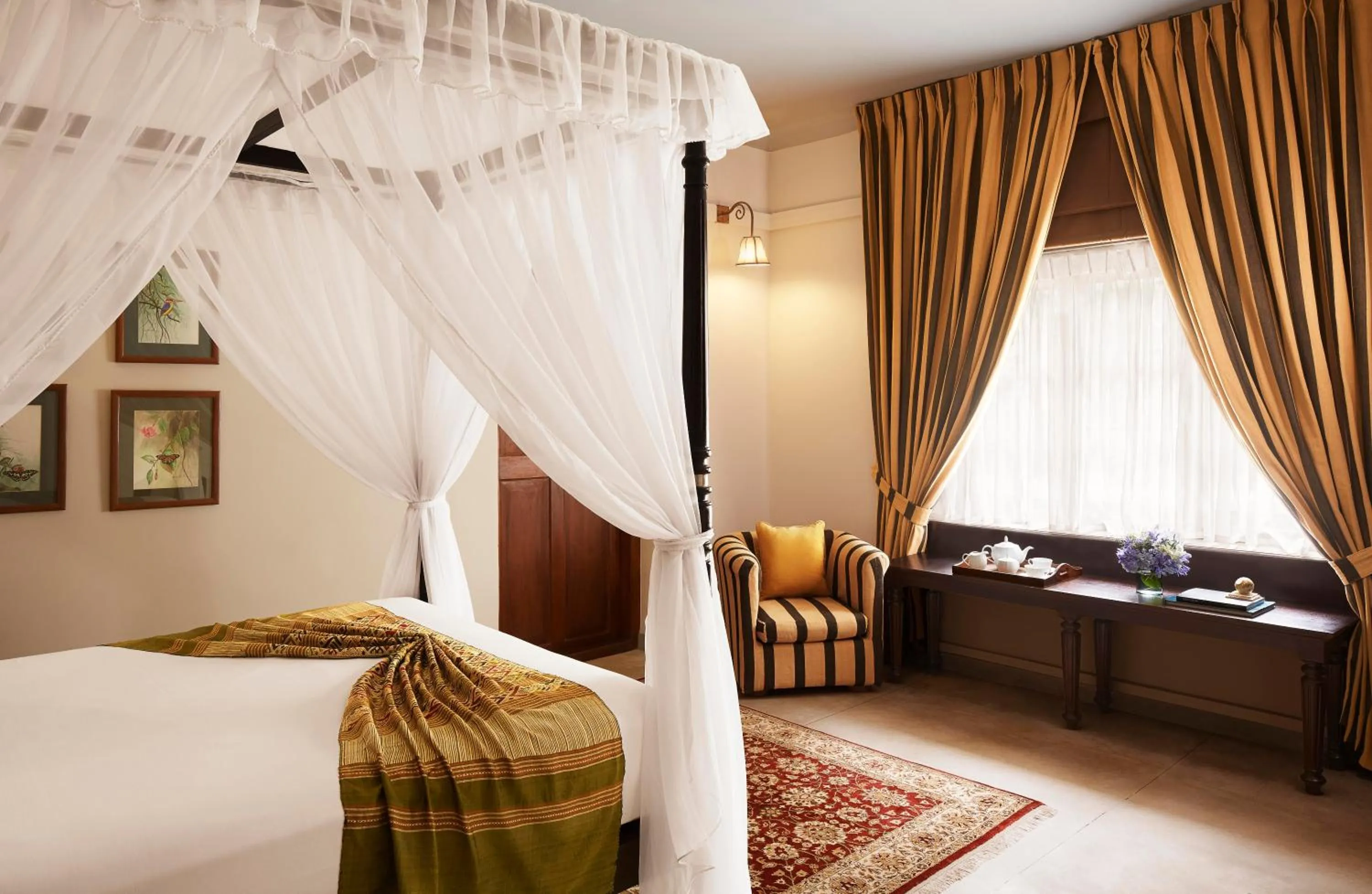 Bedroom, Bed in Jetwing Warwick Gardens