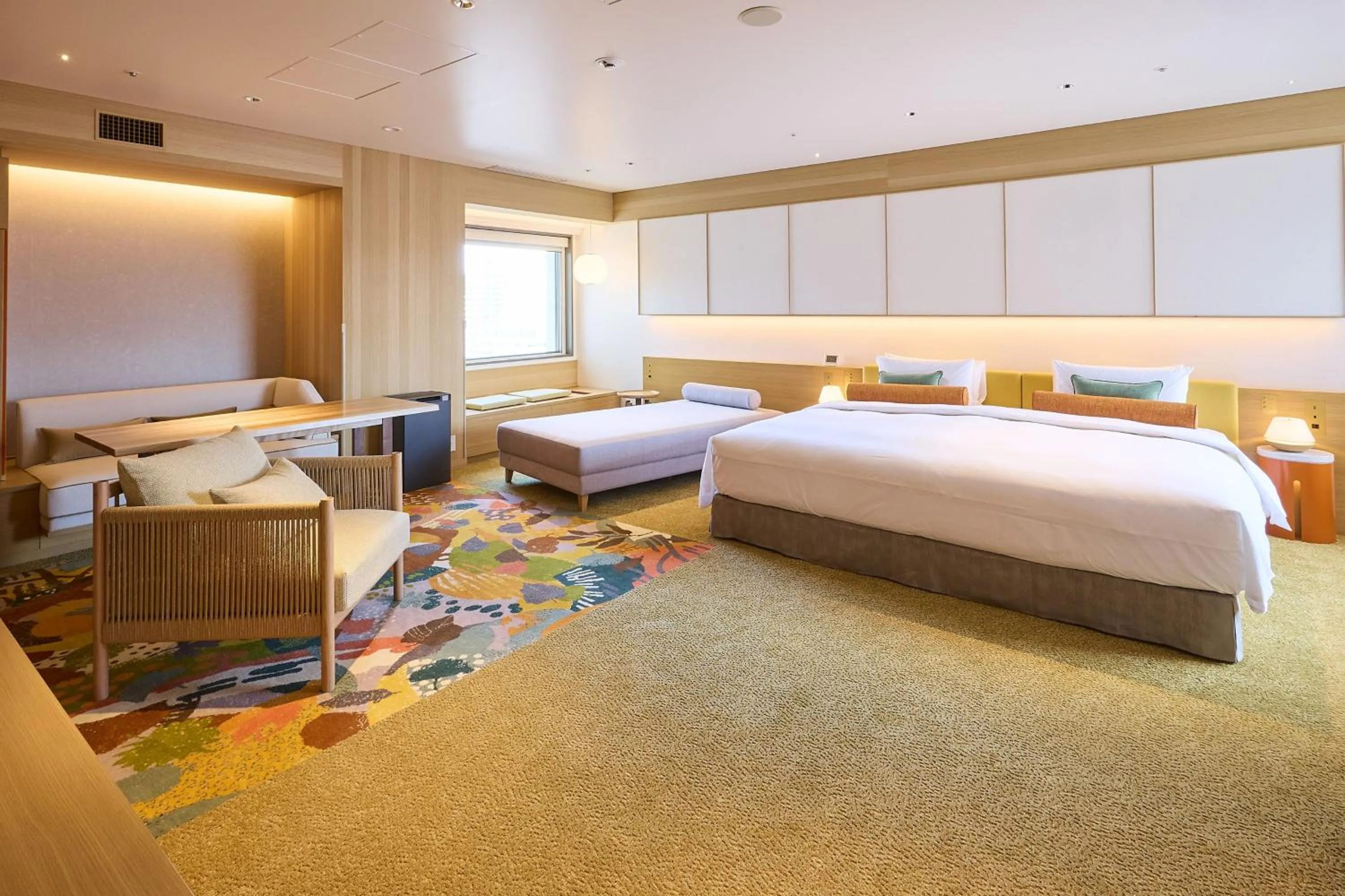 Photo of the whole room, Bed in Keio Plaza Hotel Sapporo