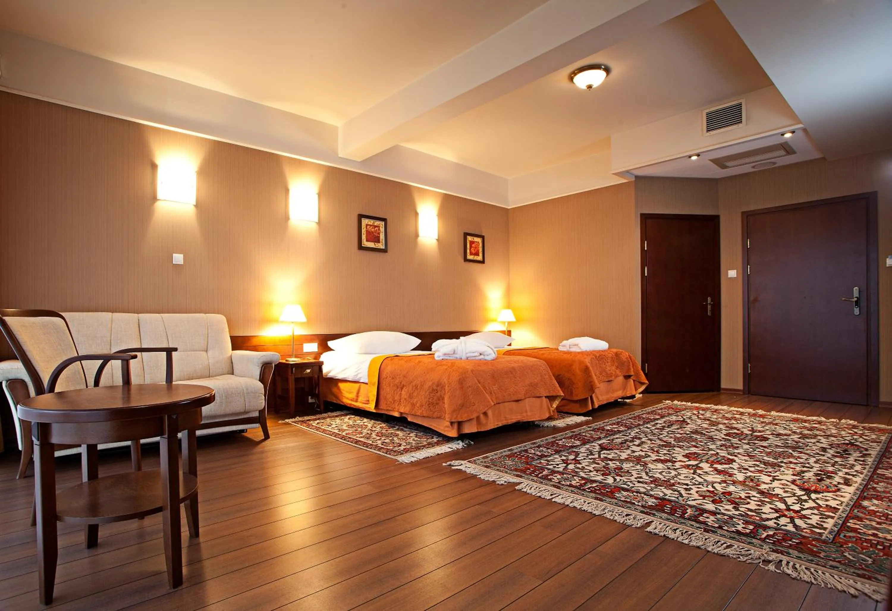 Photo of the whole room, Bed in Hotel Słoneczny Młyn