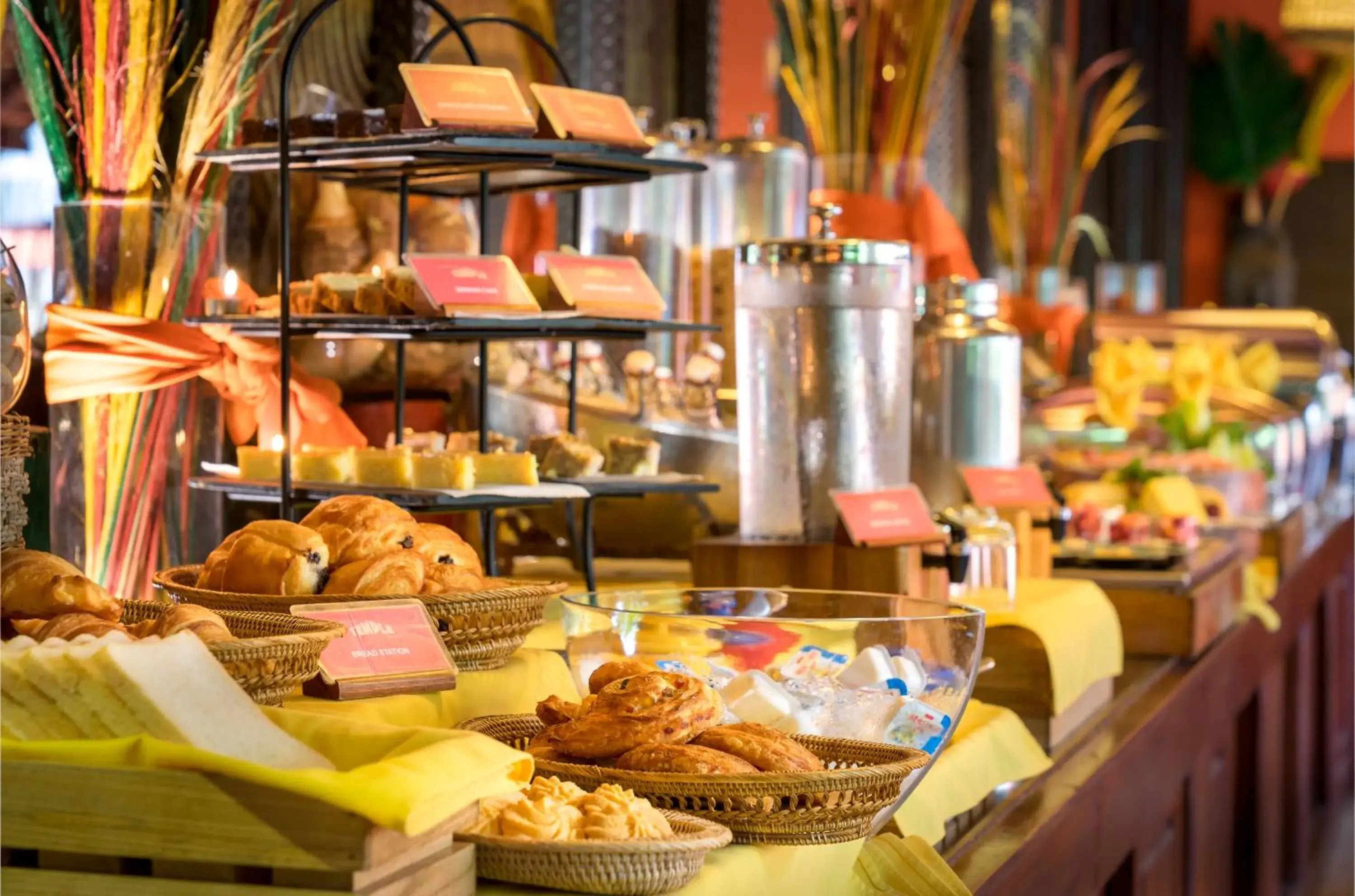 Buffet breakfast in Golden Temple Hotel Buffet breakfast in Golden Temple Hotel