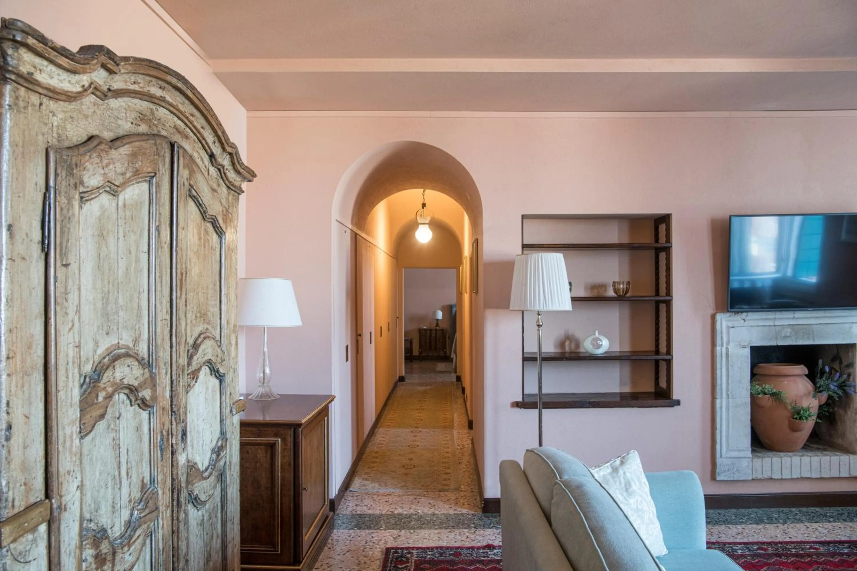 Living room, Bed in Hotel Nani Mocenigo Palace