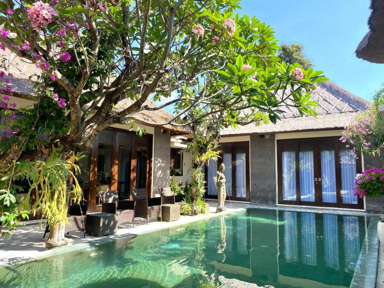 Swimming pool in Mahagiri Villas Sanur