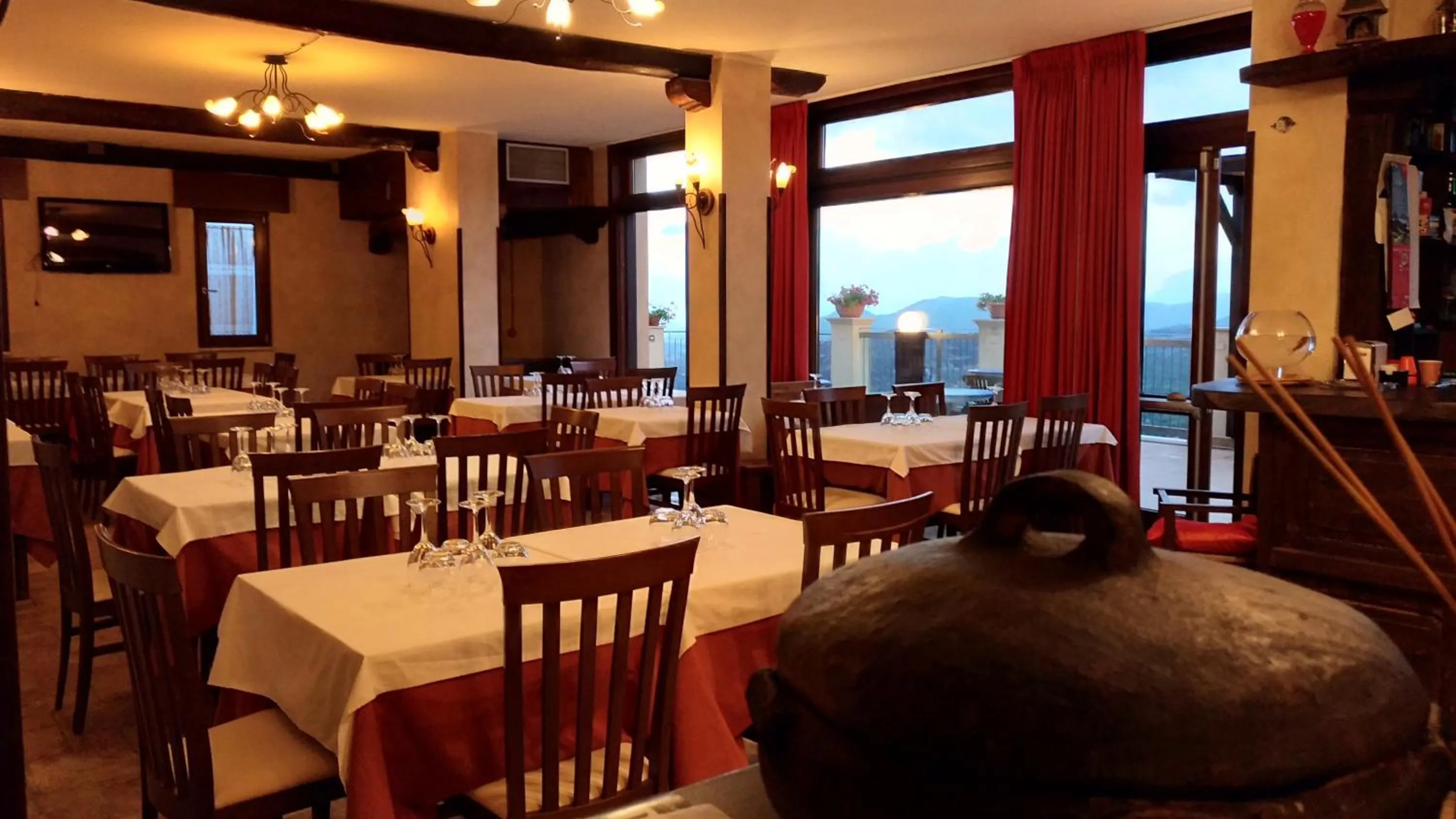 Restaurant/places to eat in Hotel Sette E Mezzo