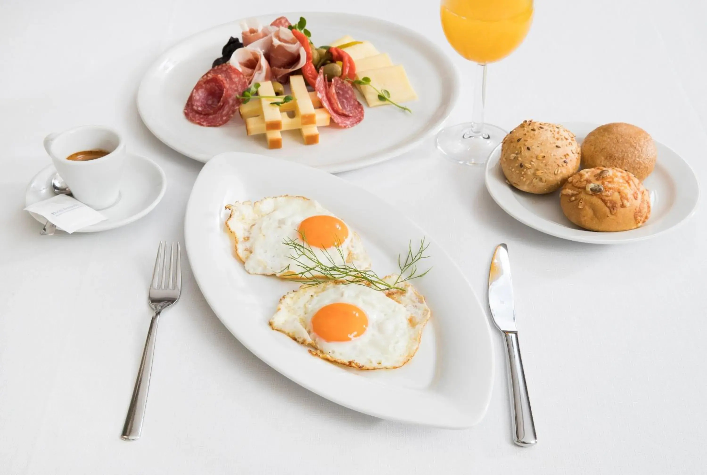 Restaurant/places to eat in Dependences - San Simon Resort Restaurant/places to eat in Dependences - San Simon Resort