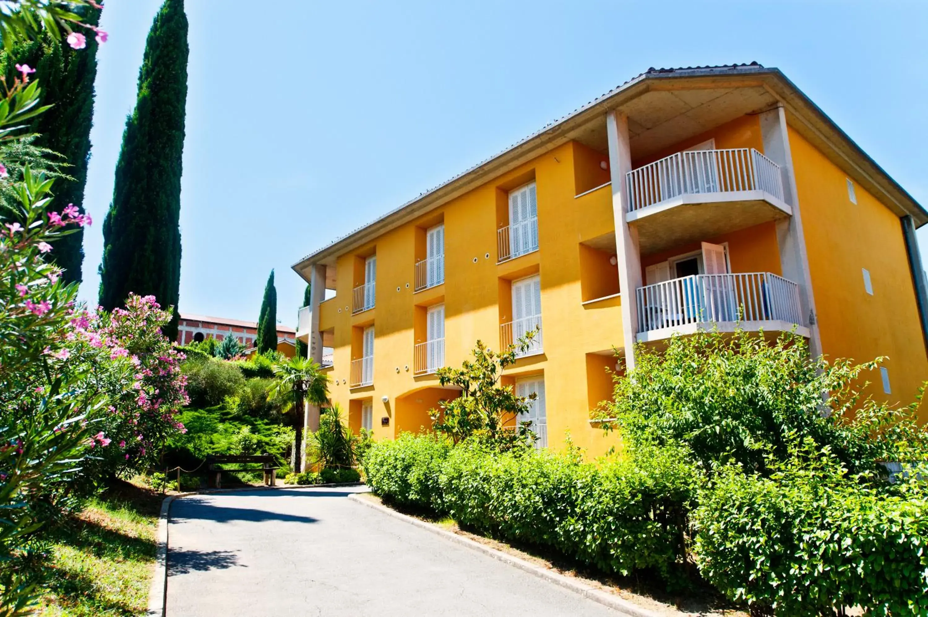 Facade/entrance in Dependences - San Simon Resort Facade/entrance in Dependences - San Simon Resort