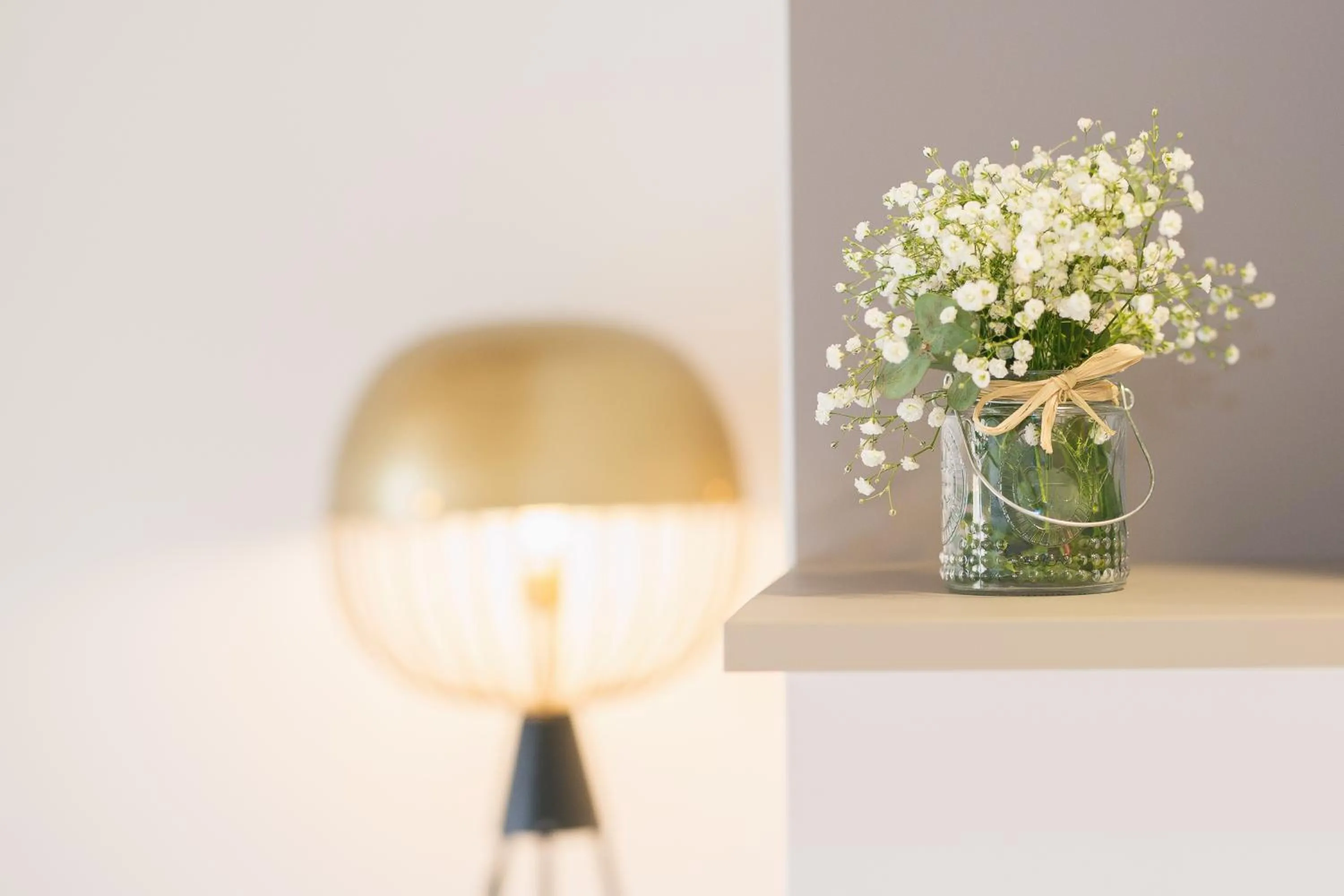 Decorative detail in Flateli Plaça Catalunya 1-2