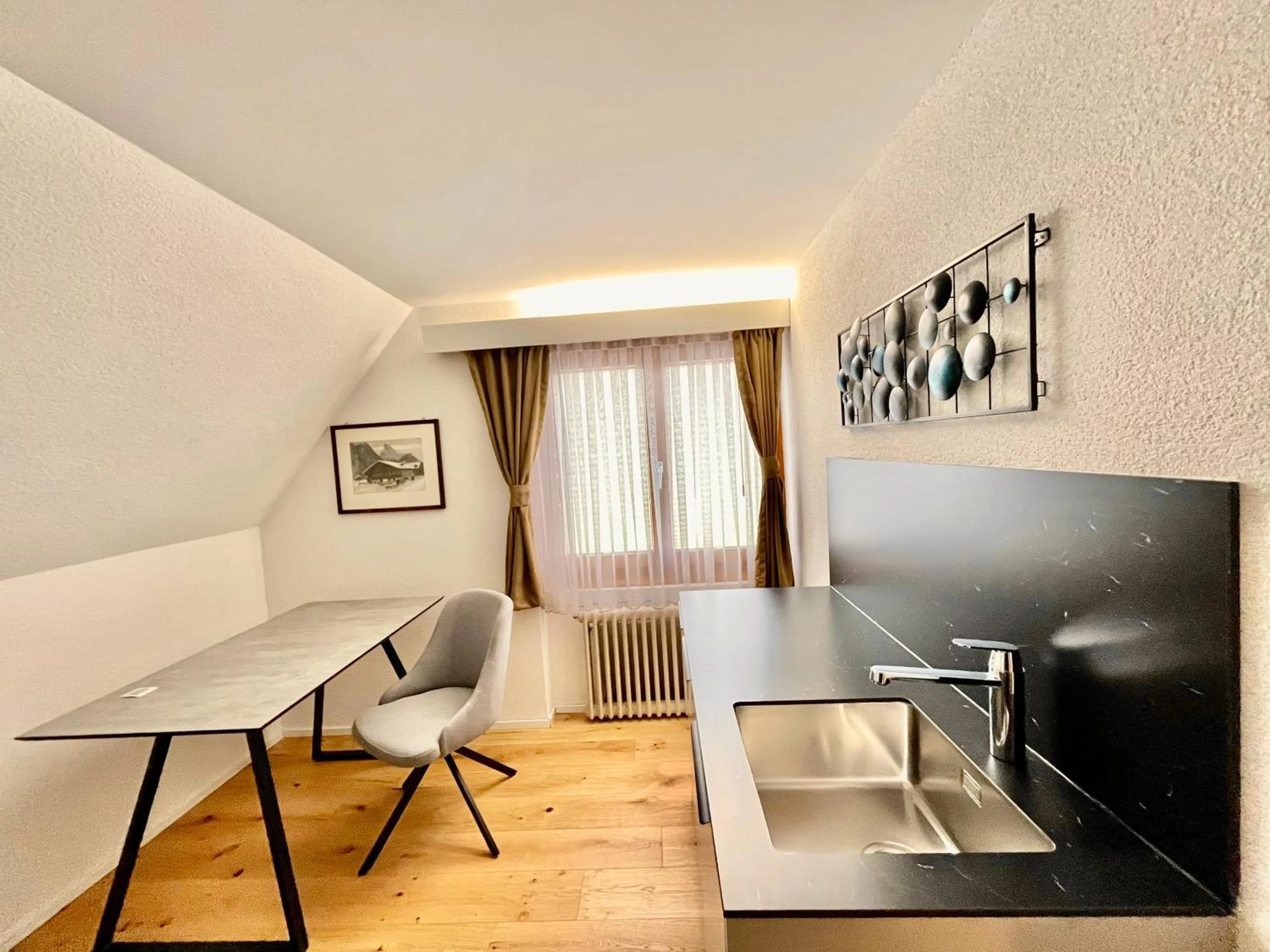 Dining area in Seiler's Hotel