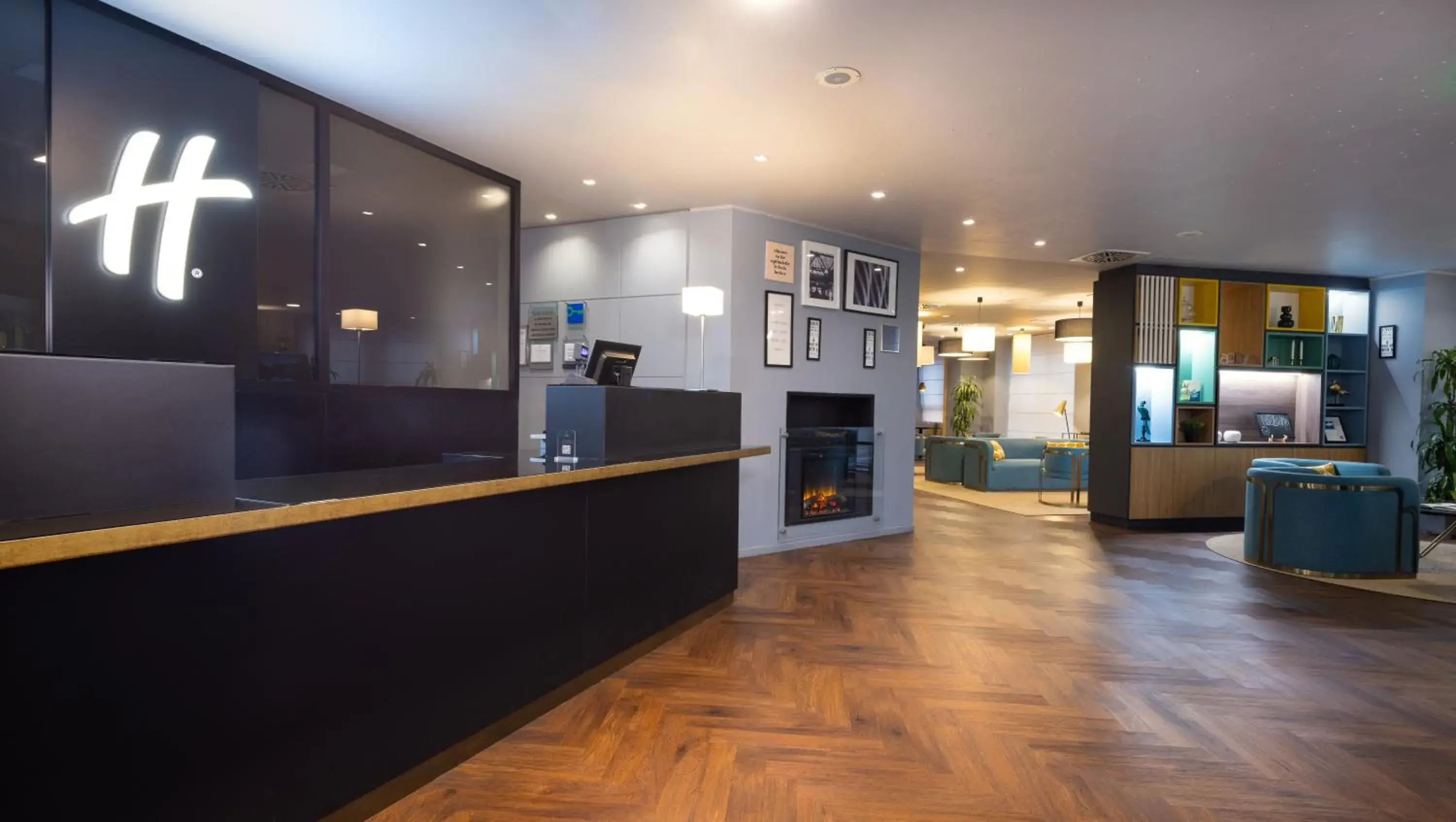 Lobby or reception in Holiday Inn Milan Garibaldi Station by IHG Lobby or reception in Holiday Inn Milan Garibaldi Station by IHG