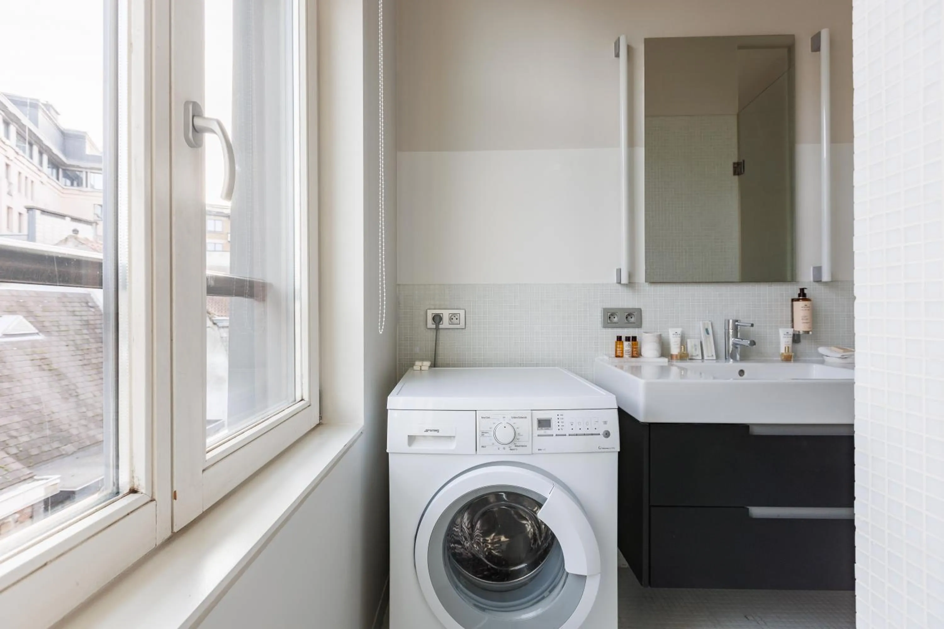 Bathroom in Sweett - Regence