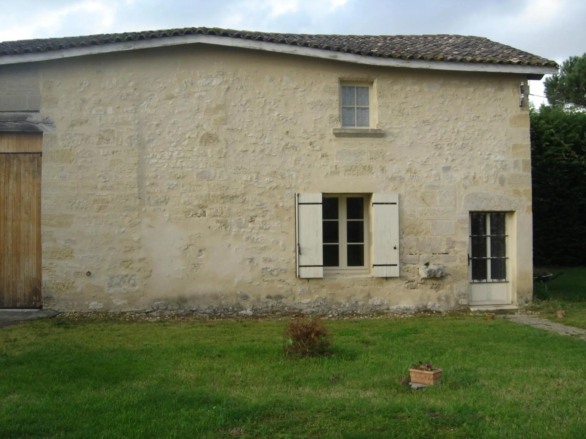 Property building in Chateau Laborde Marjolaine