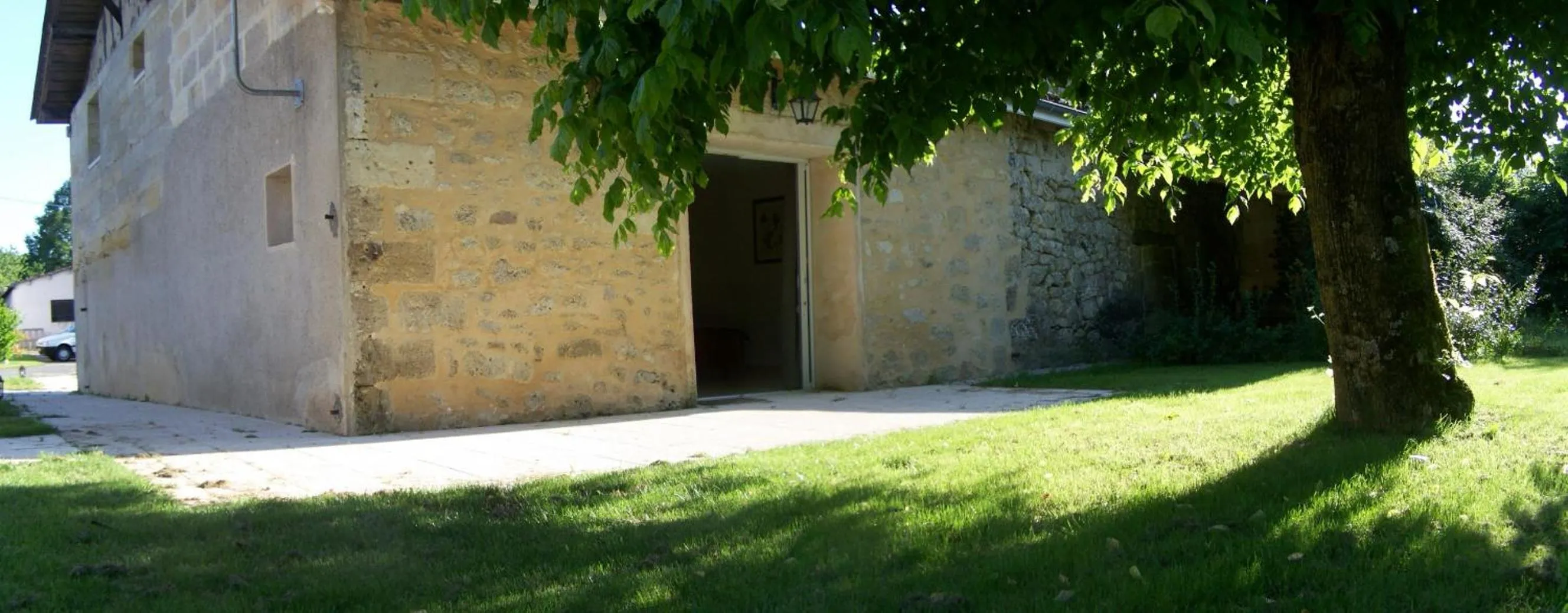 Garden view in Chateau Laborde Marjolaine