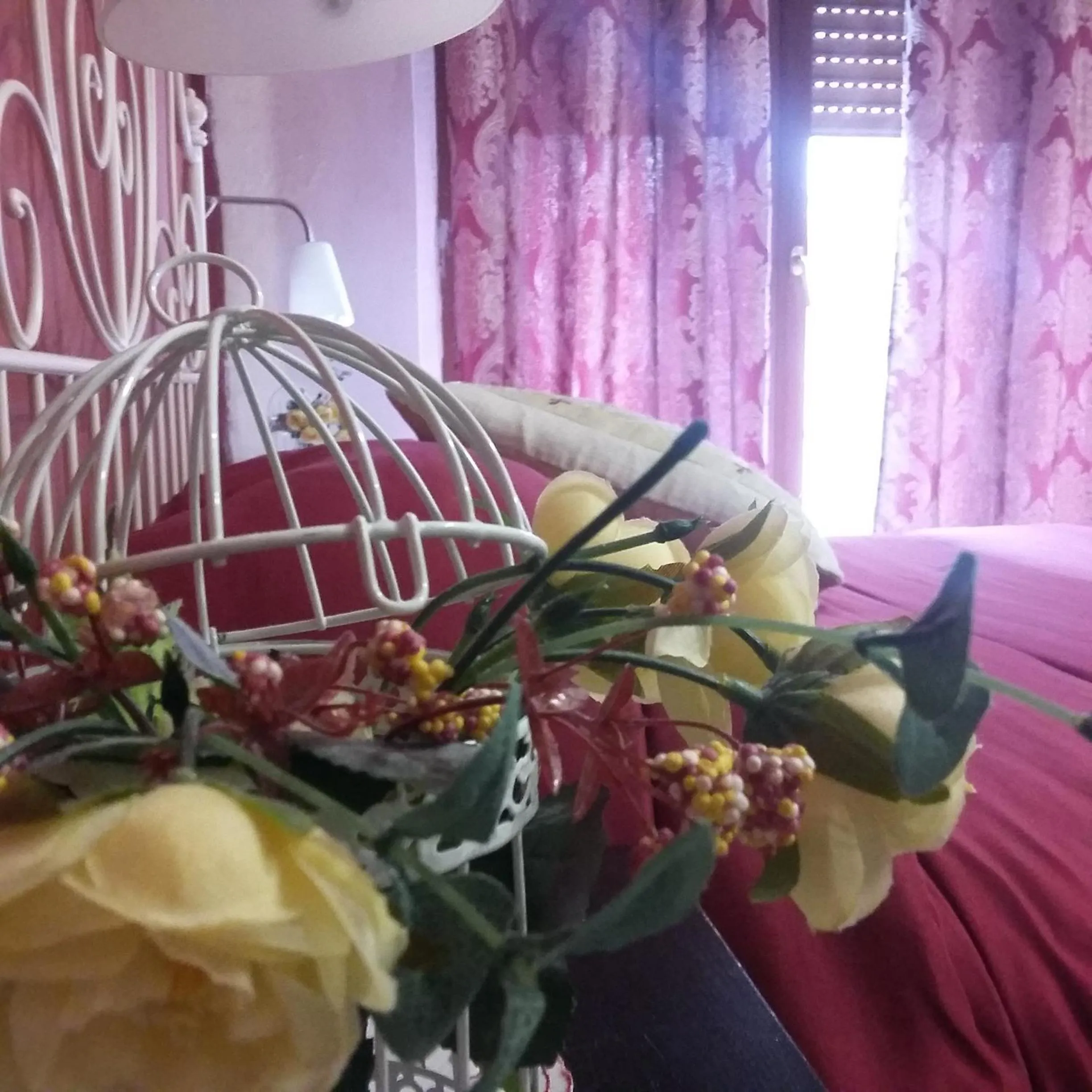 Decorative detail, Bed in B&B Dolcevita