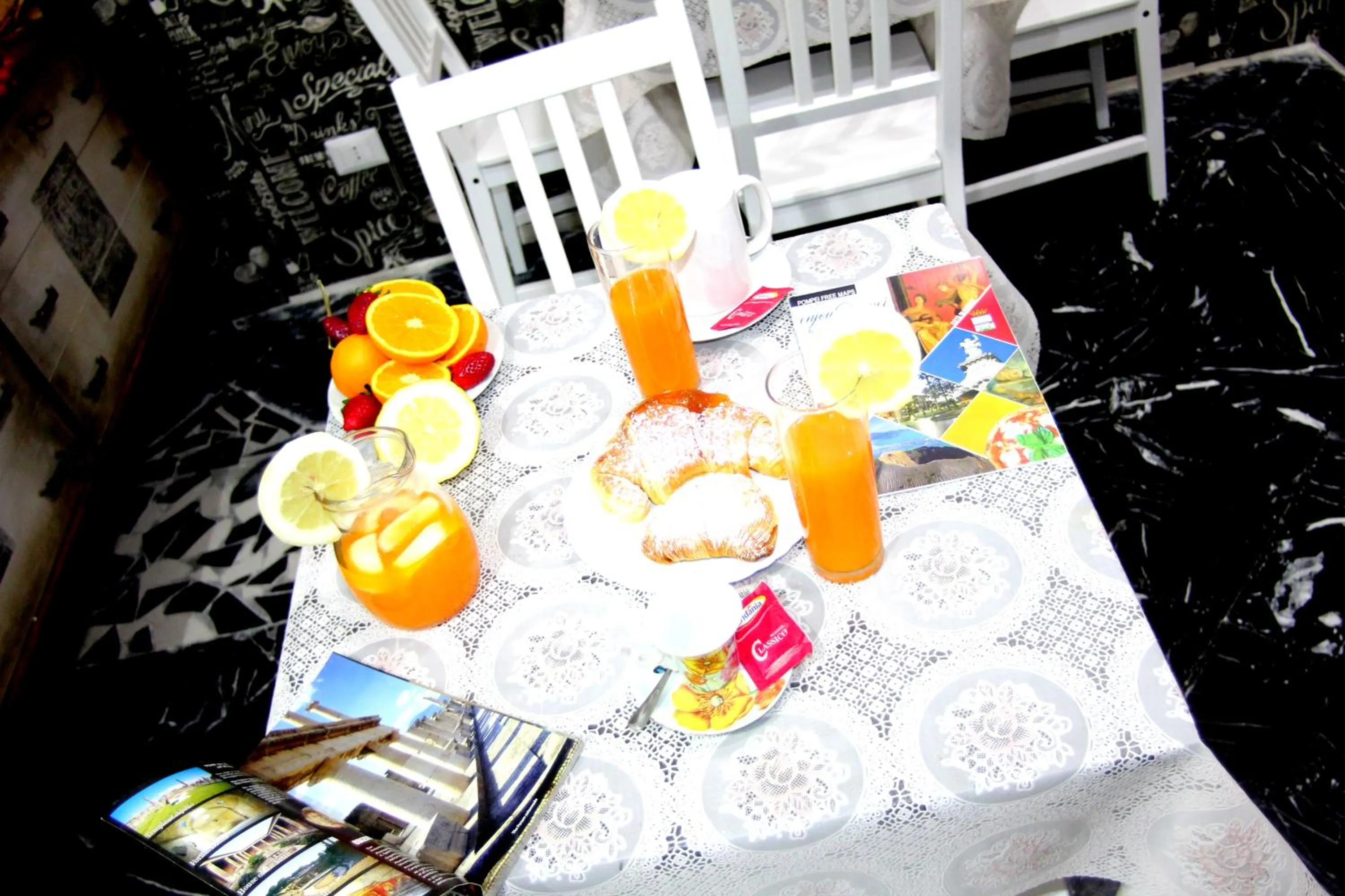 Communal kitchen in B&B Dolcevita