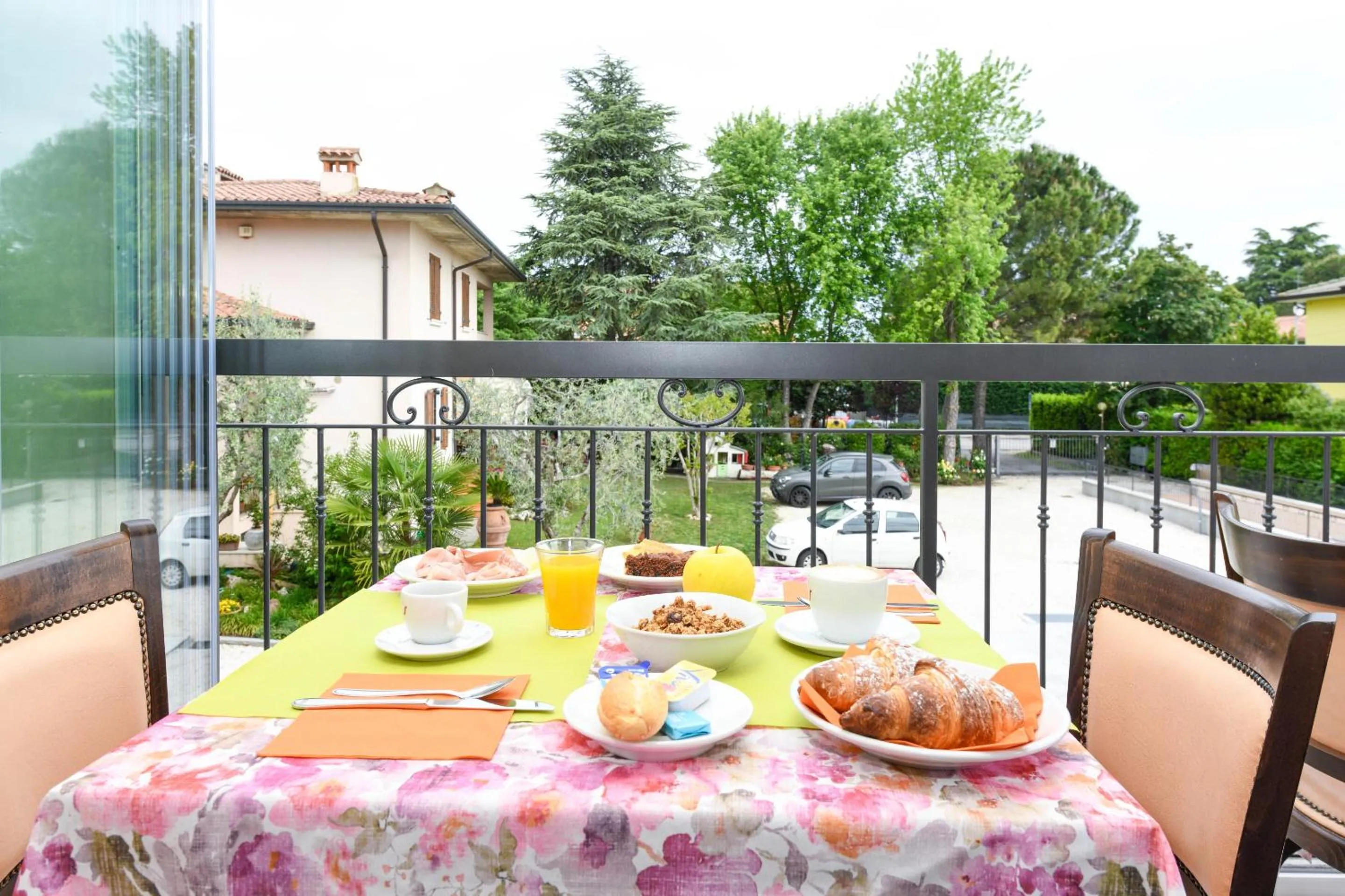 Breakfast in Camere America B&B