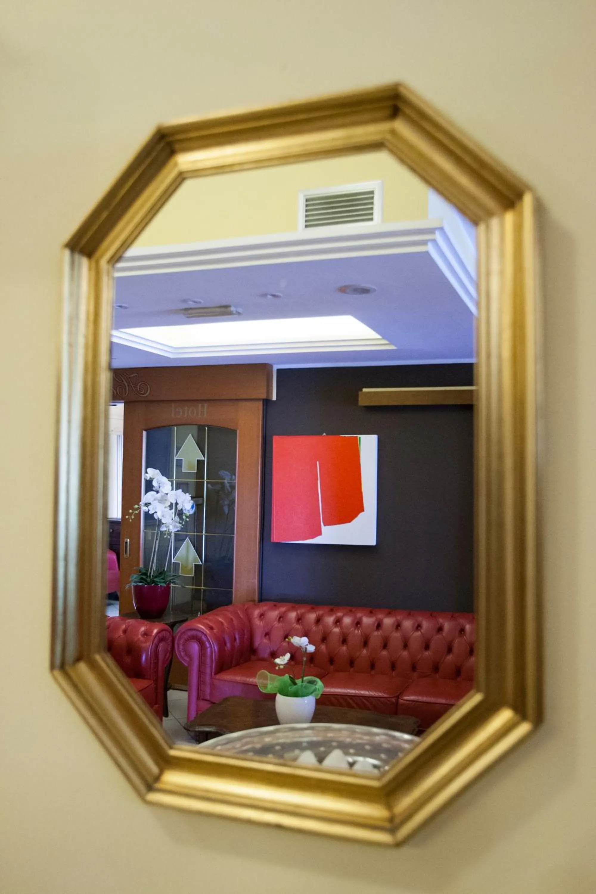 Lobby or reception in Hotel Ristorante Alla Botte