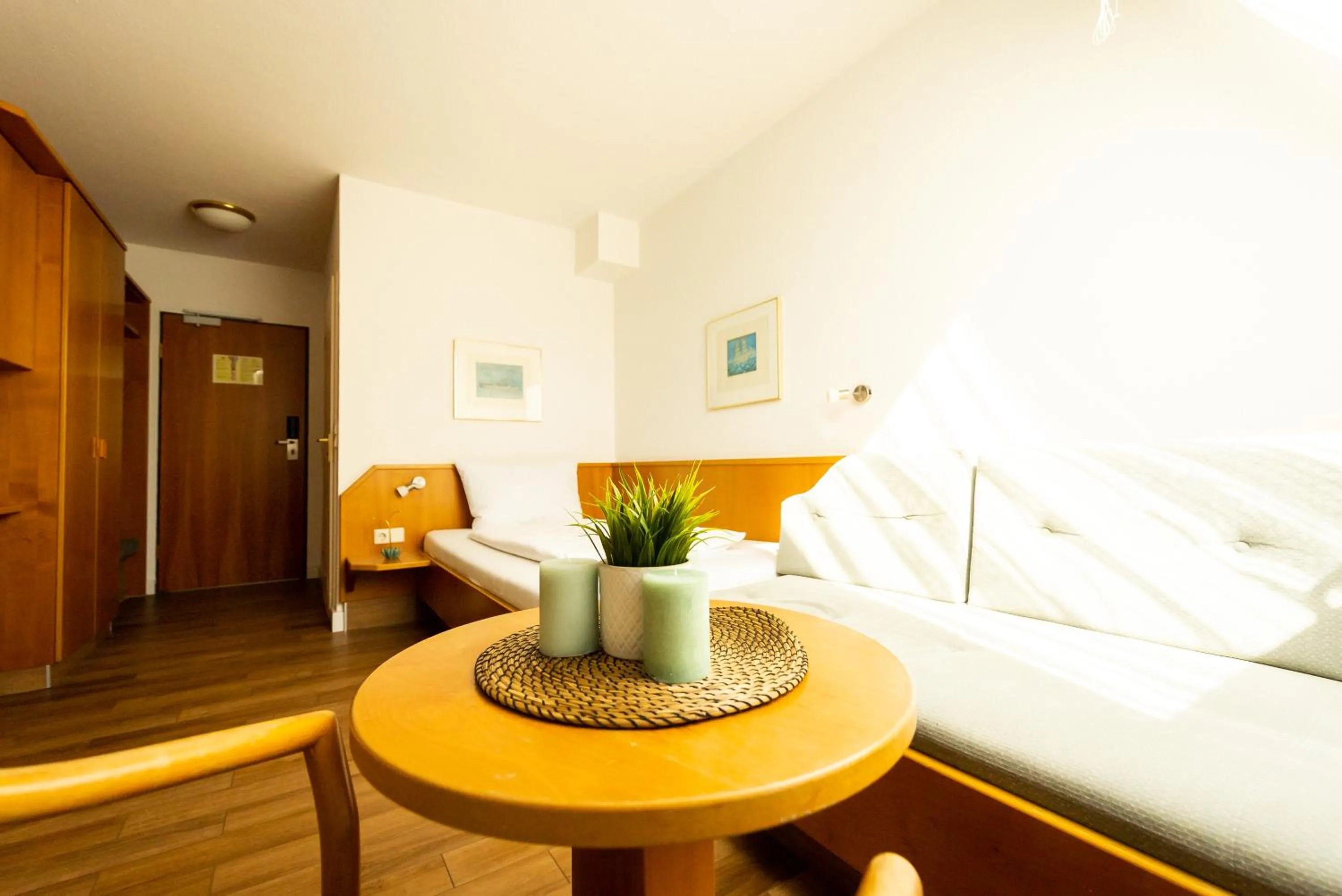 Photo of the whole room in CityHotel Feuerbach