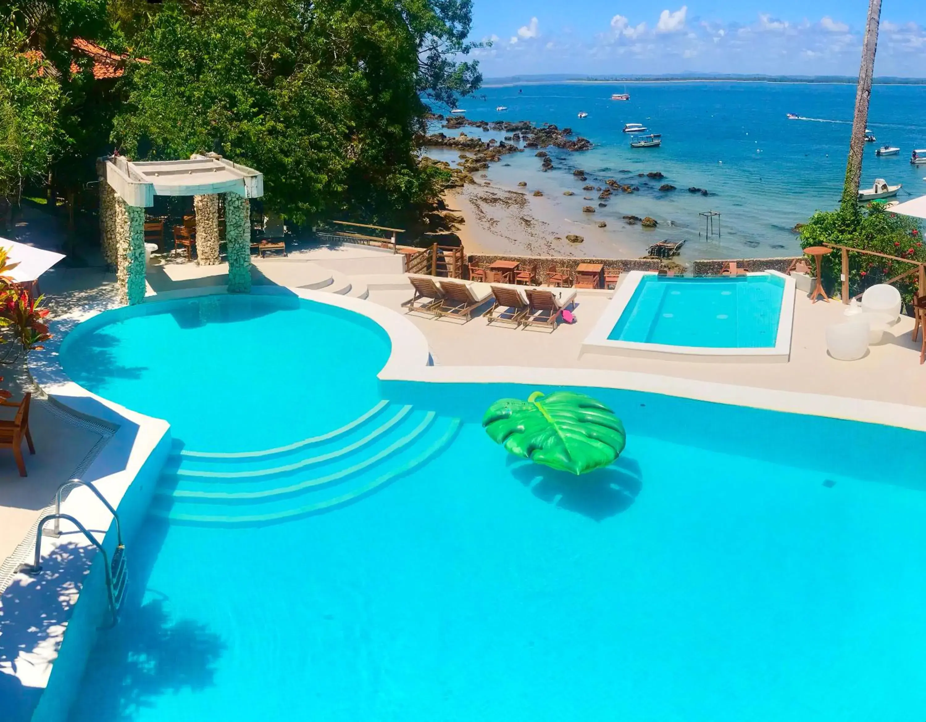 Pool view in Hotel Portaló Pool view in Hotel Portaló