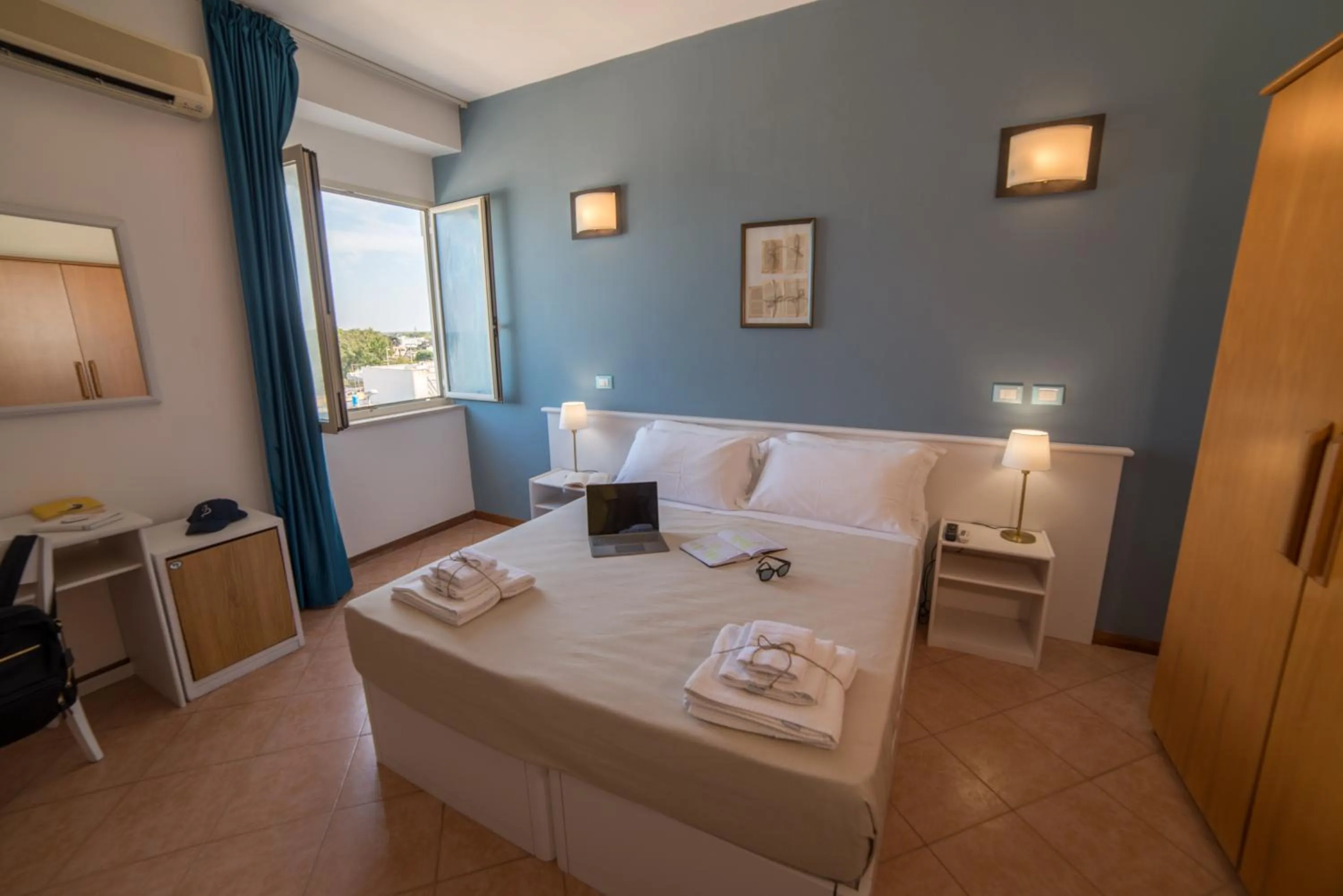 Gatto Bianco Casalabate