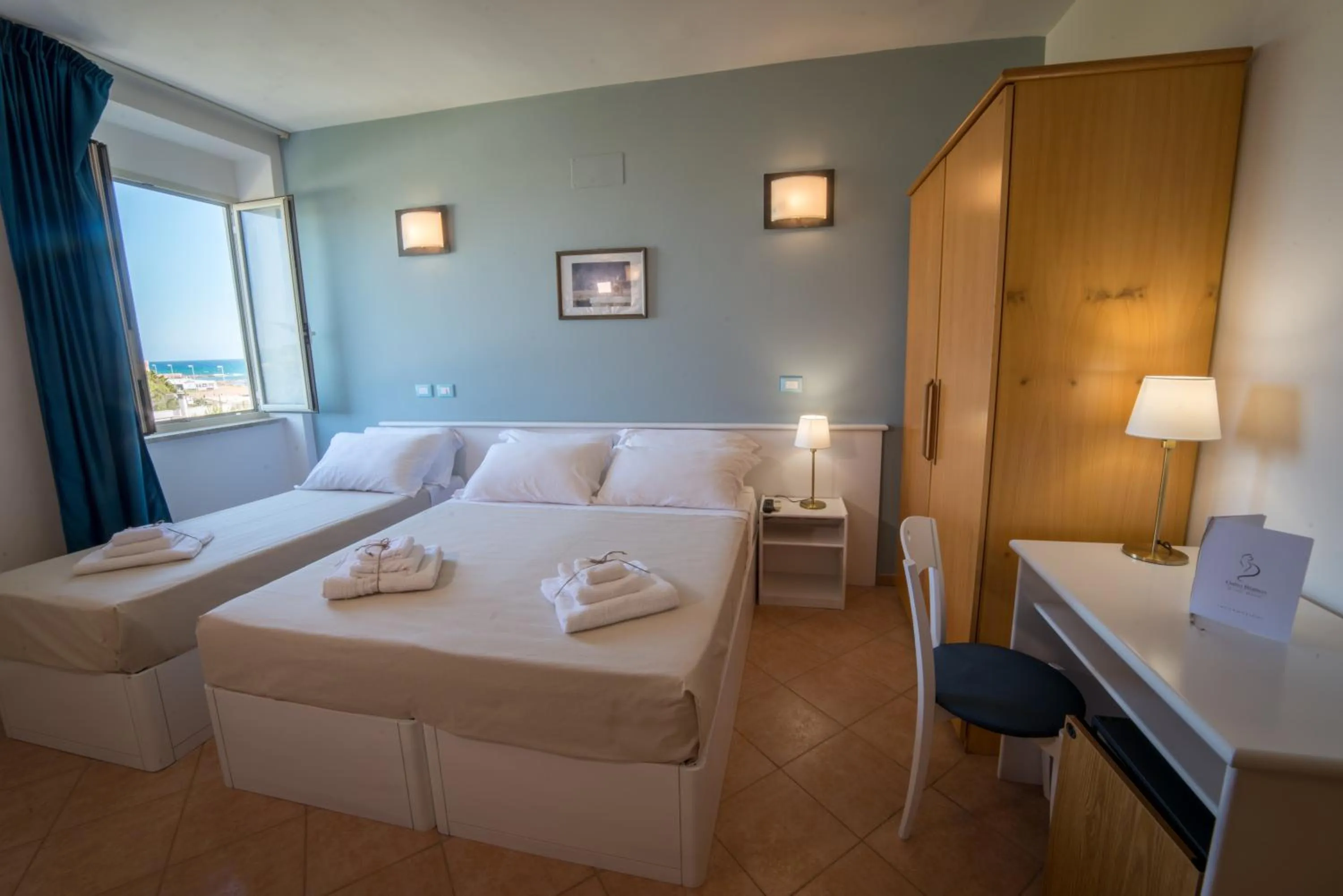 Gatto Bianco Casalabate