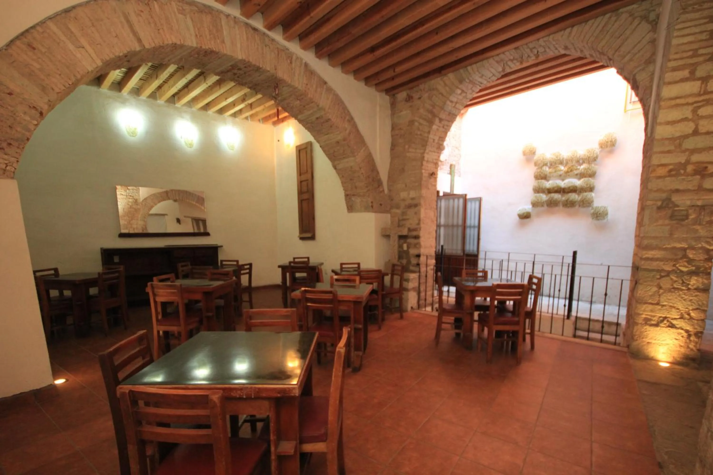 Restaurant/places to eat in Hotel Boutique Ponciano