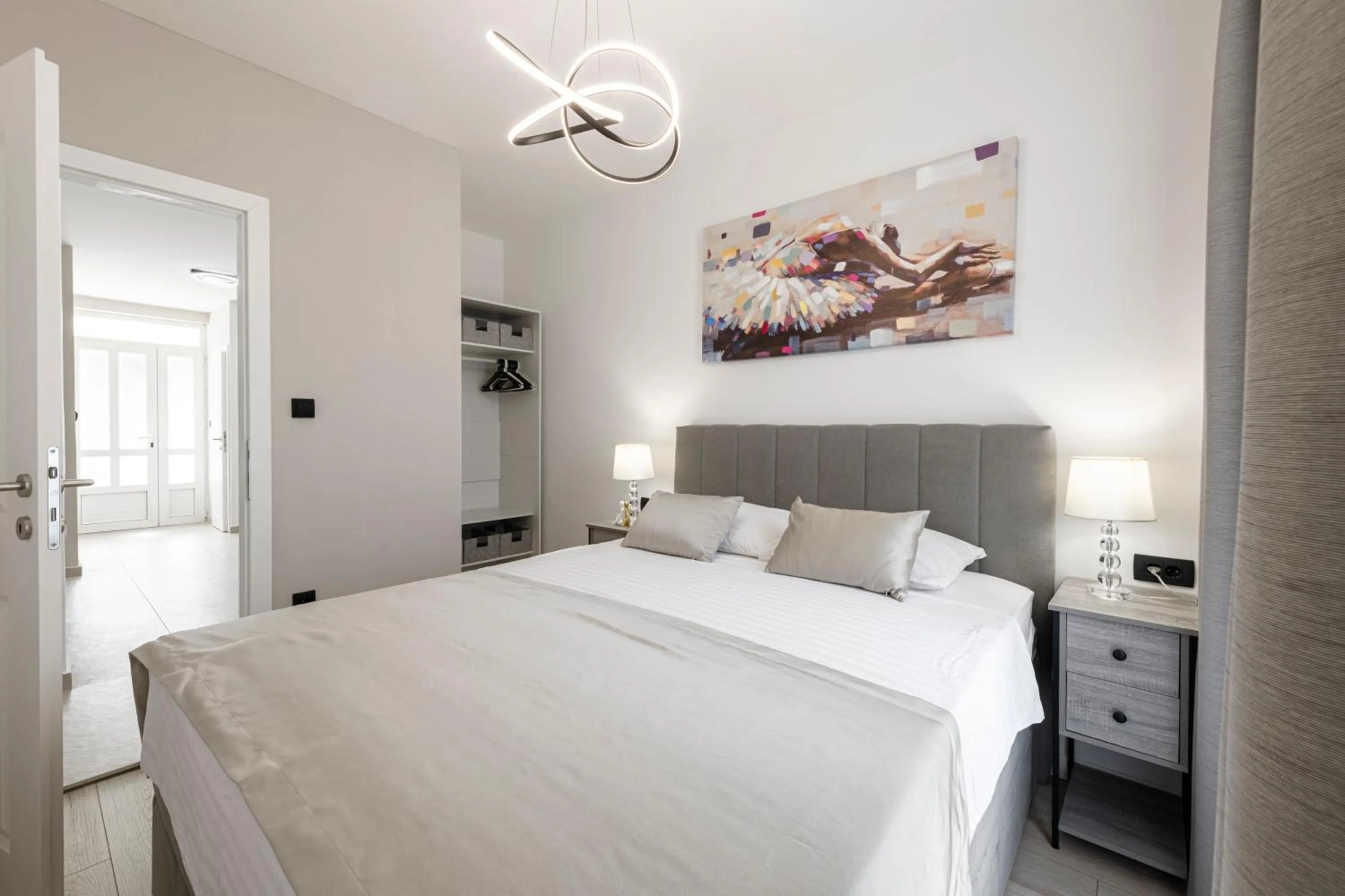 Bedroom, Bed in Cozy Corner 49