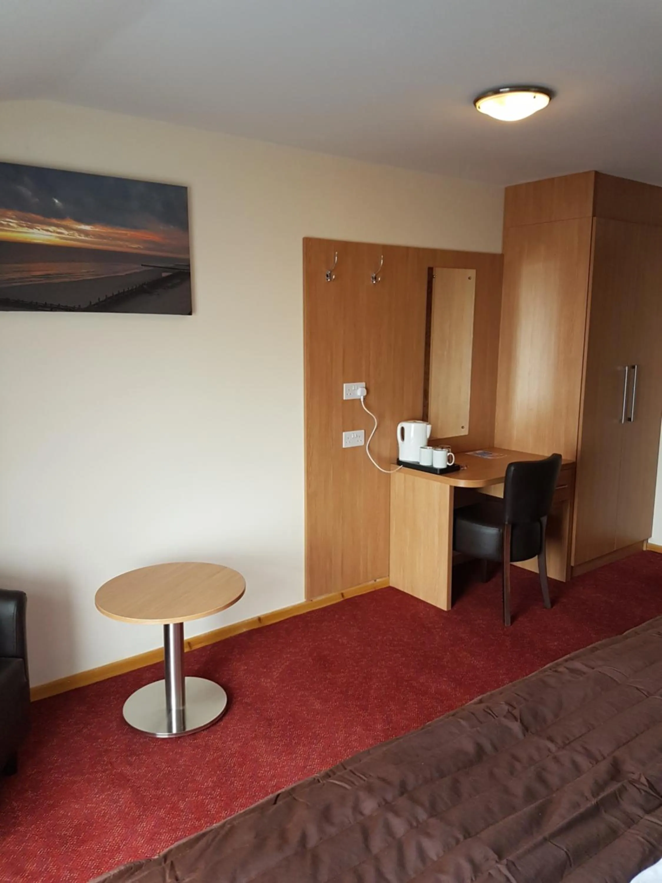 Bed in The Cliff Top Inn