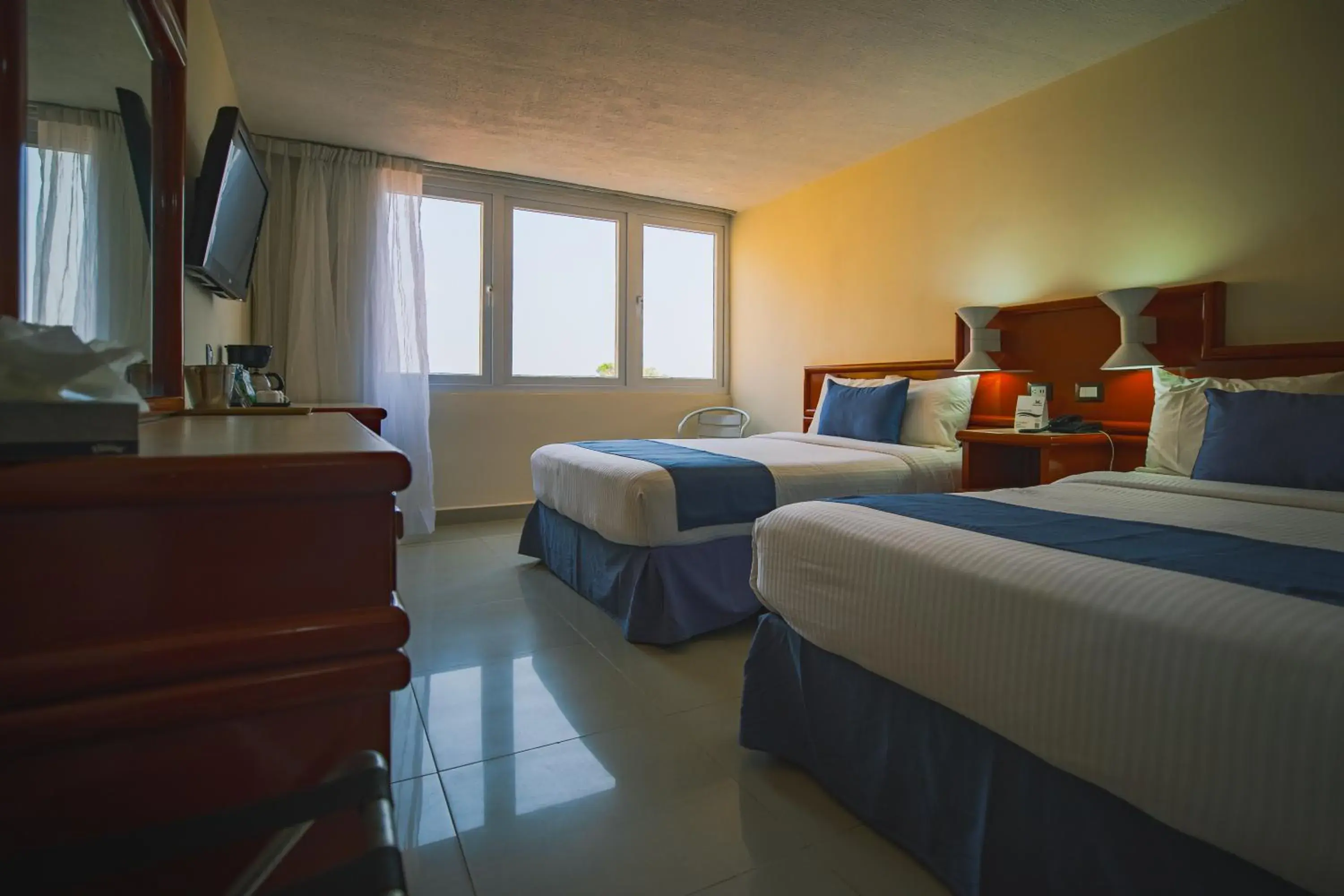 Twin Room with Pool View - Non-Smoking in Hotel Hostal de Cortés Twin Room with Pool View - Non-Smoking in Hotel Hostal de Cortés