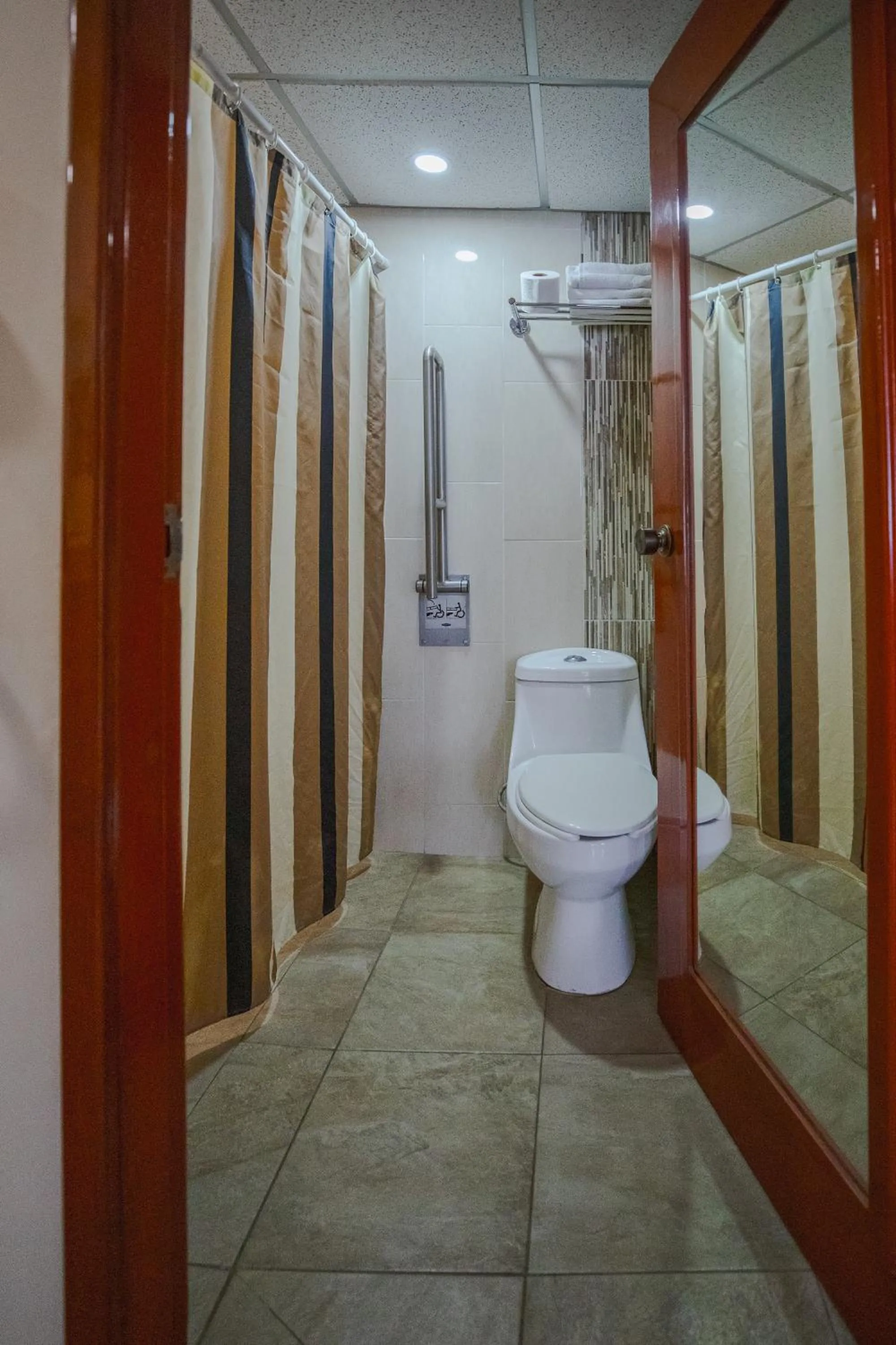 Bathroom in Hotel Hostal de Cortés