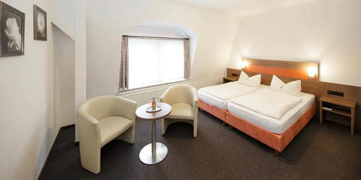 Double Room with Private Bathroom in Hotel Gasthof Zur Post