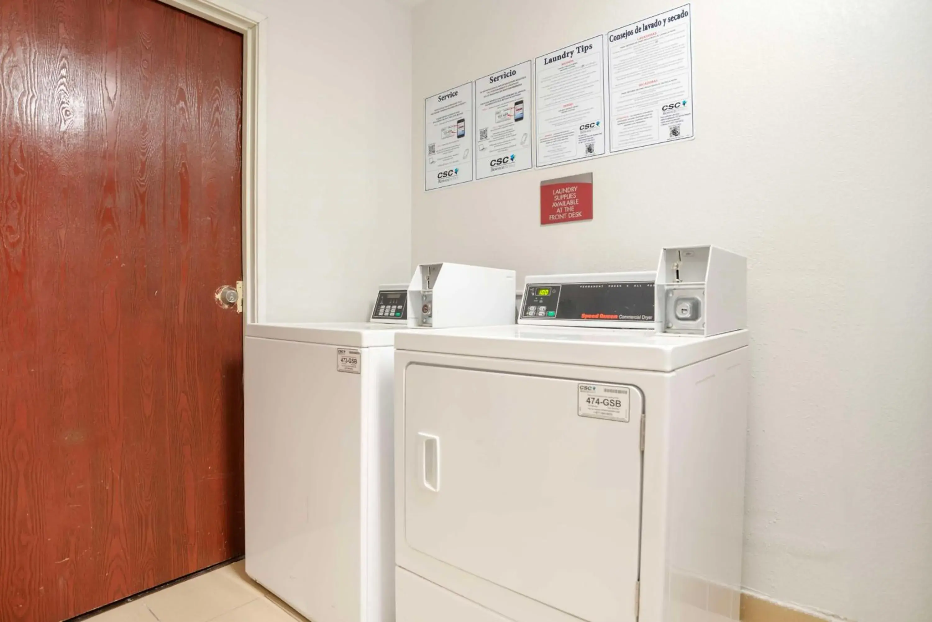 Property building in Best Western Bayou Inn Property building in Best Western Bayou Inn