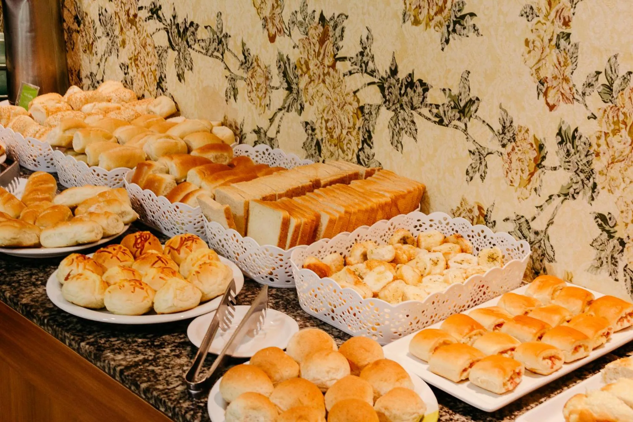 Food and drinks in Nord Easy Green Sunset