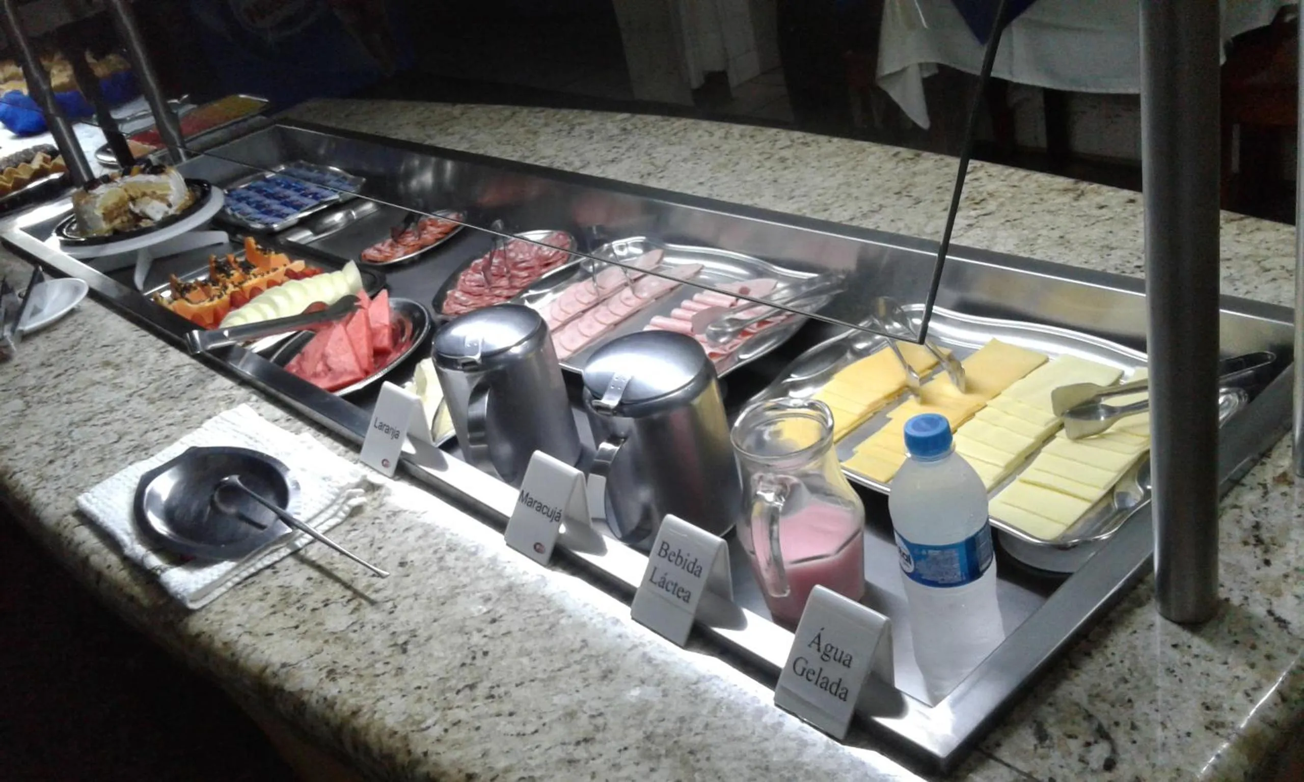 Buffet breakfast in Hotel Mirante