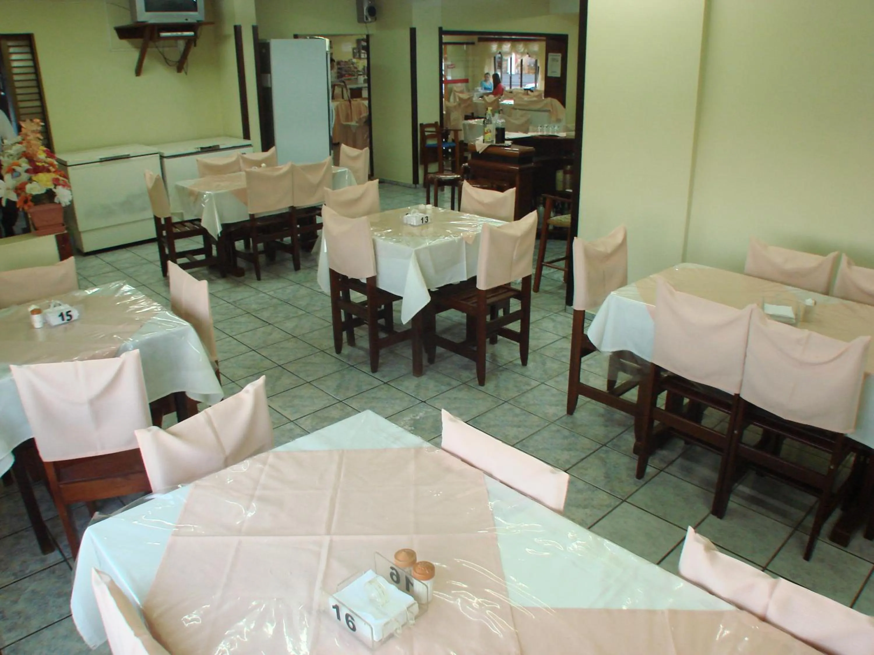 Restaurant/places to eat in Hotel Mirante