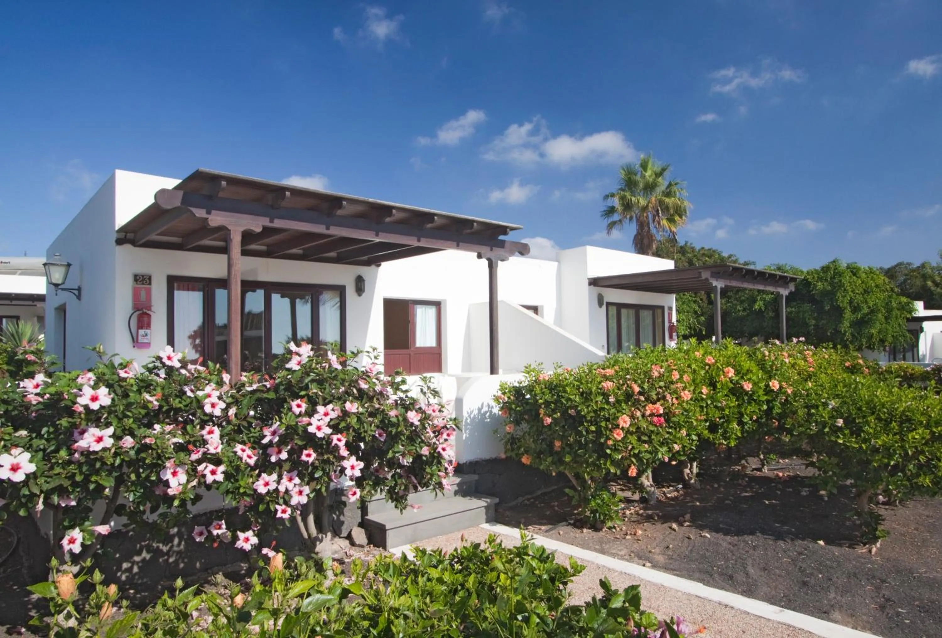 Property building in Bungalows Playa Limones
