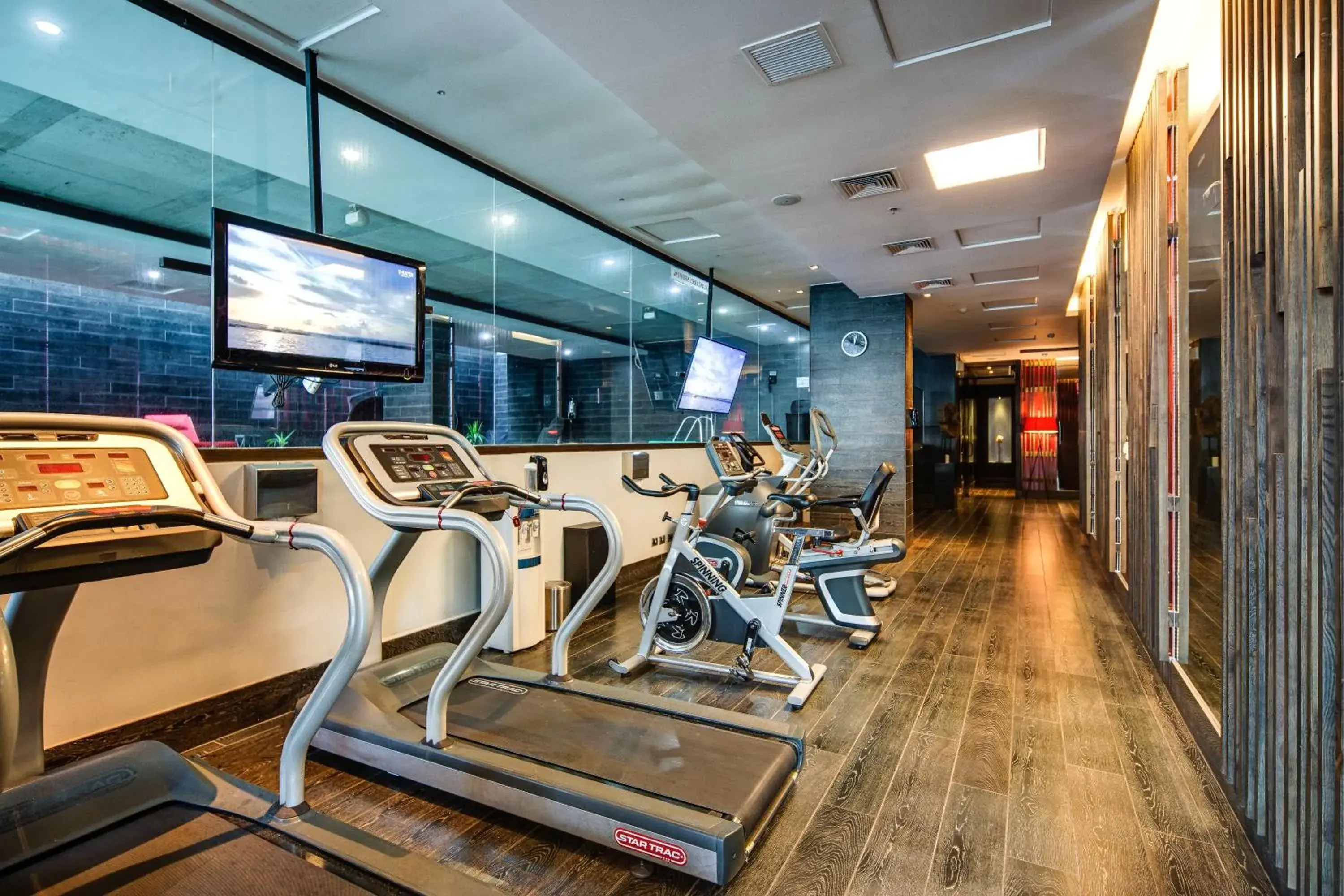 Fitness centre/facilities in Wyndham Santiago Pettra Fitness centre/facilities in Wyndham Santiago Pettra